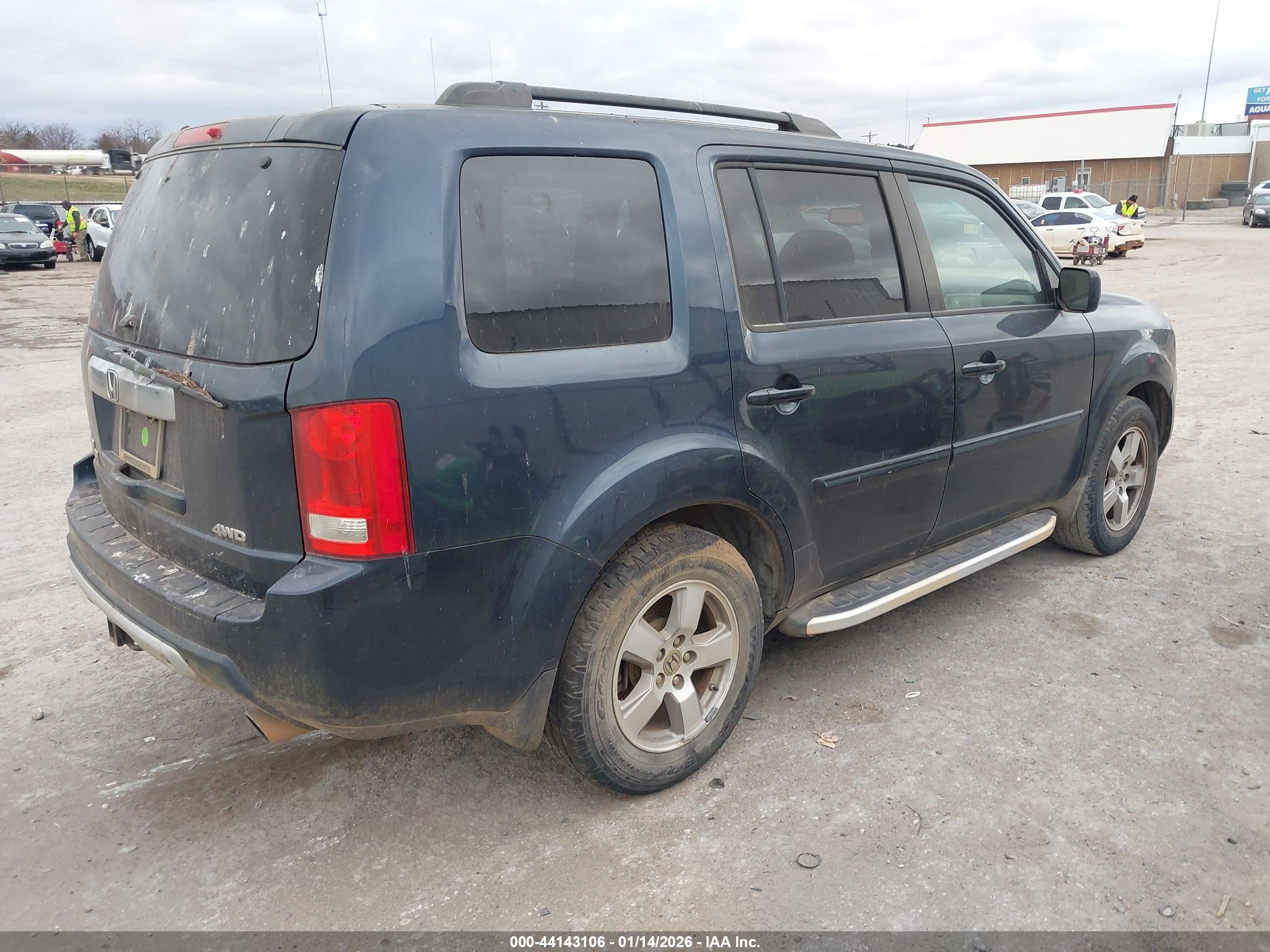 HONDA PILOT image 4