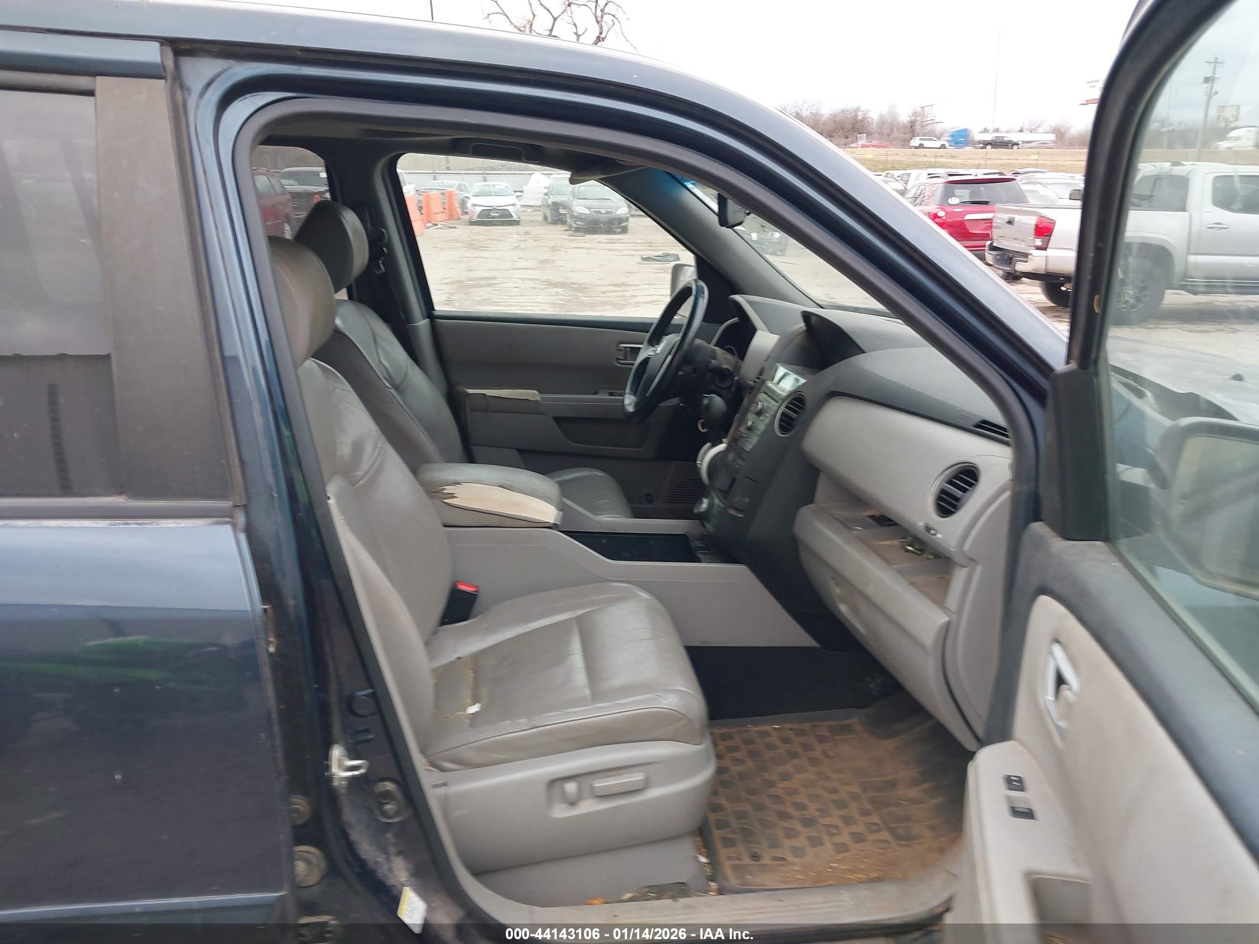 HONDA PILOT image 5