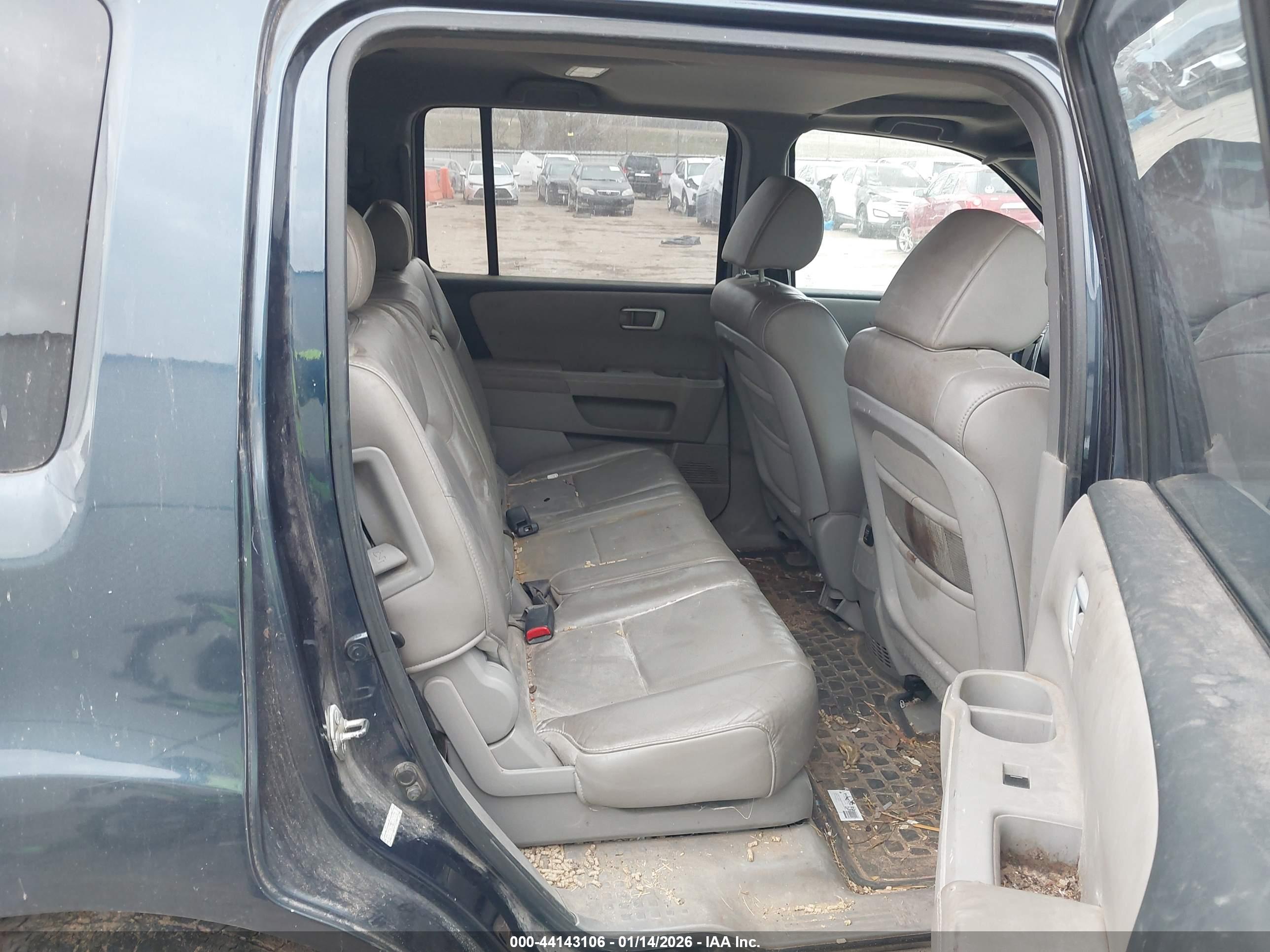 HONDA PILOT image 8