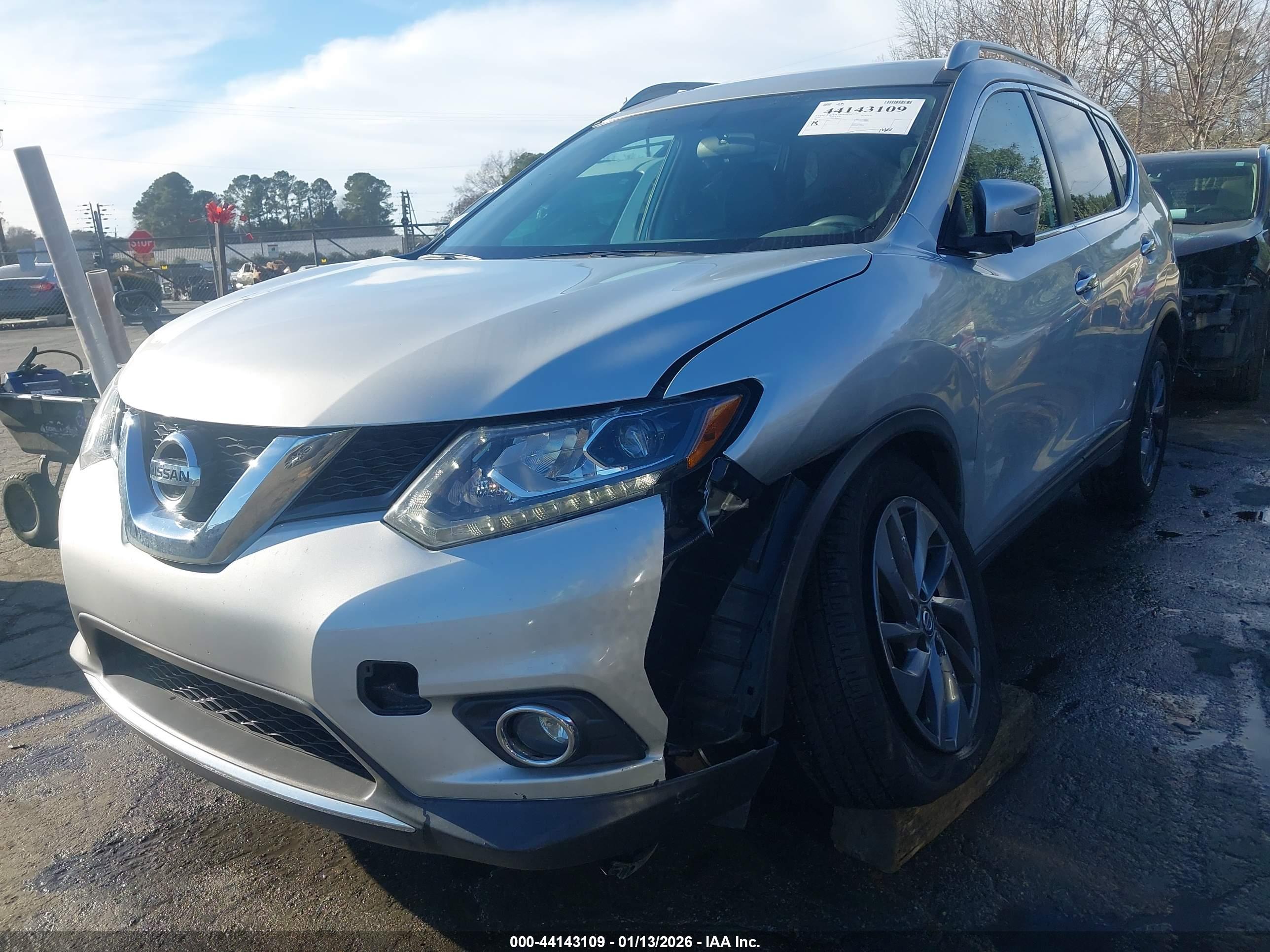 NISSAN ROGUE image 6