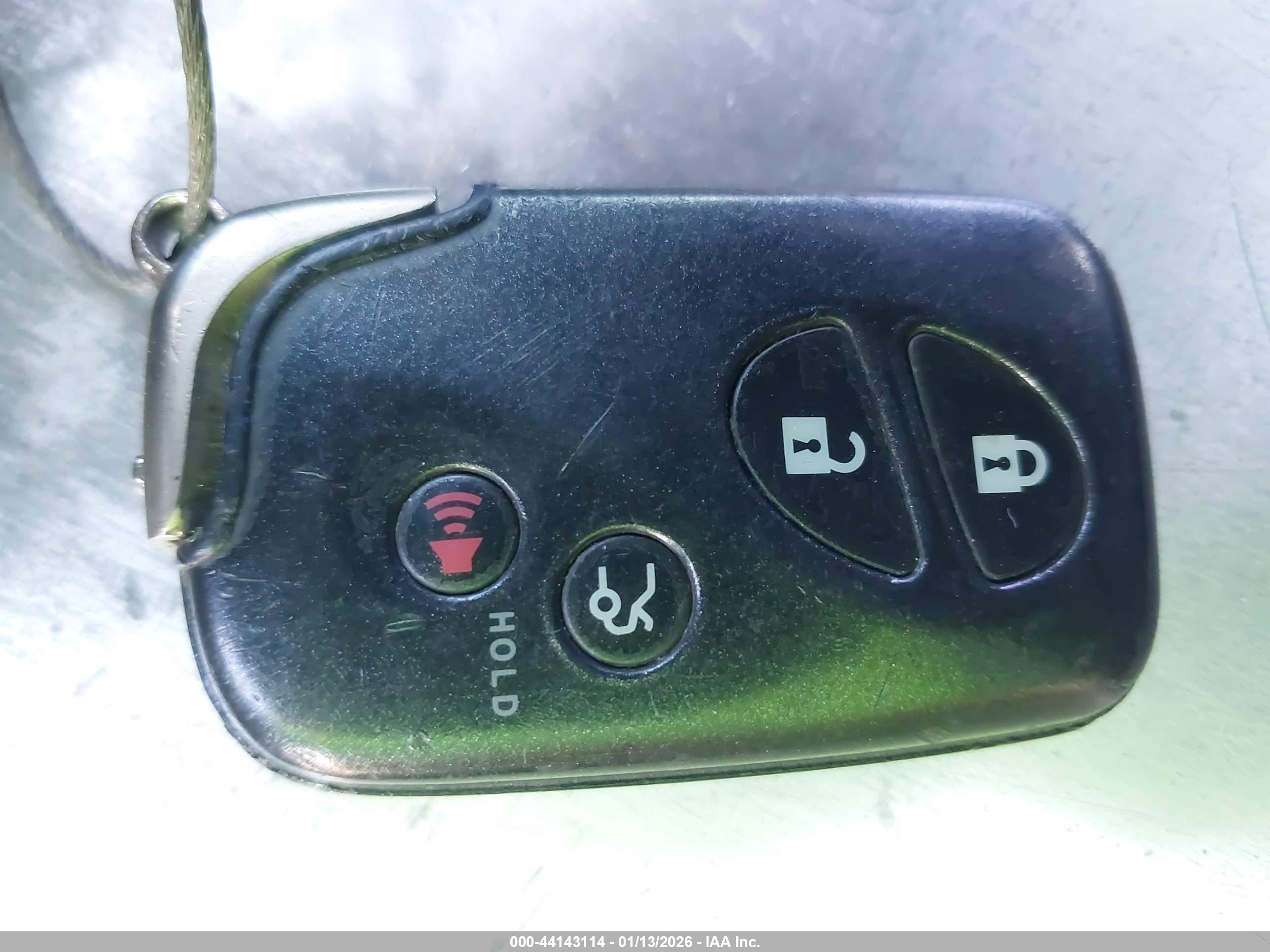 LEXUS IS image 11