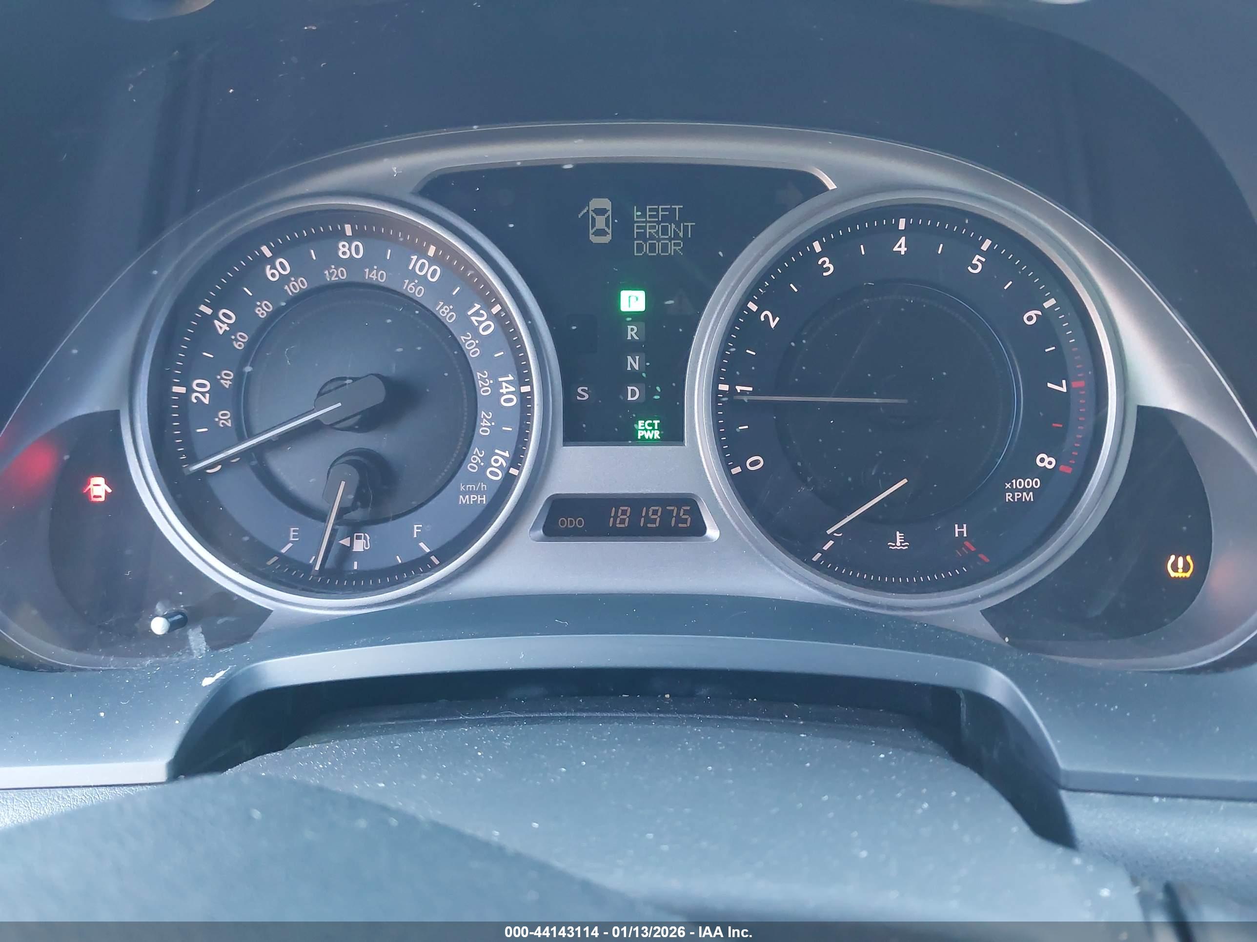 LEXUS IS image 7