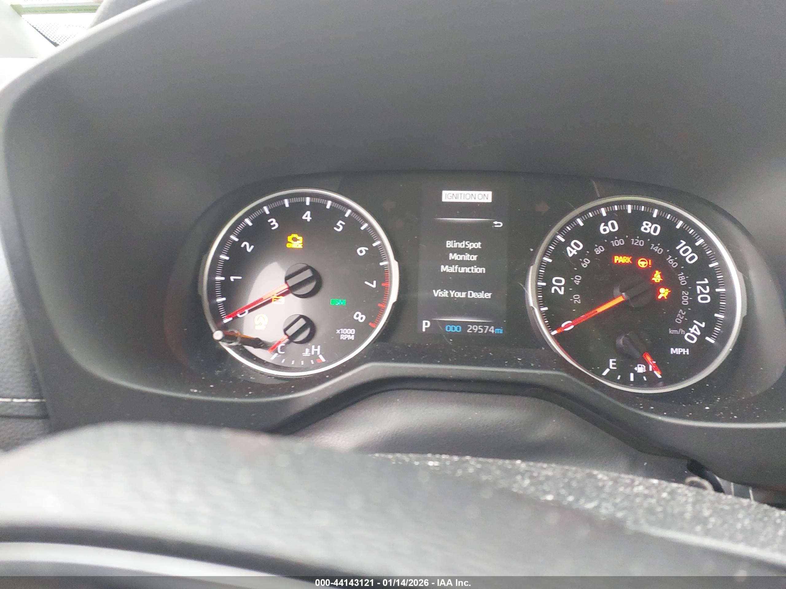 TOYOTA RAV4 image 7