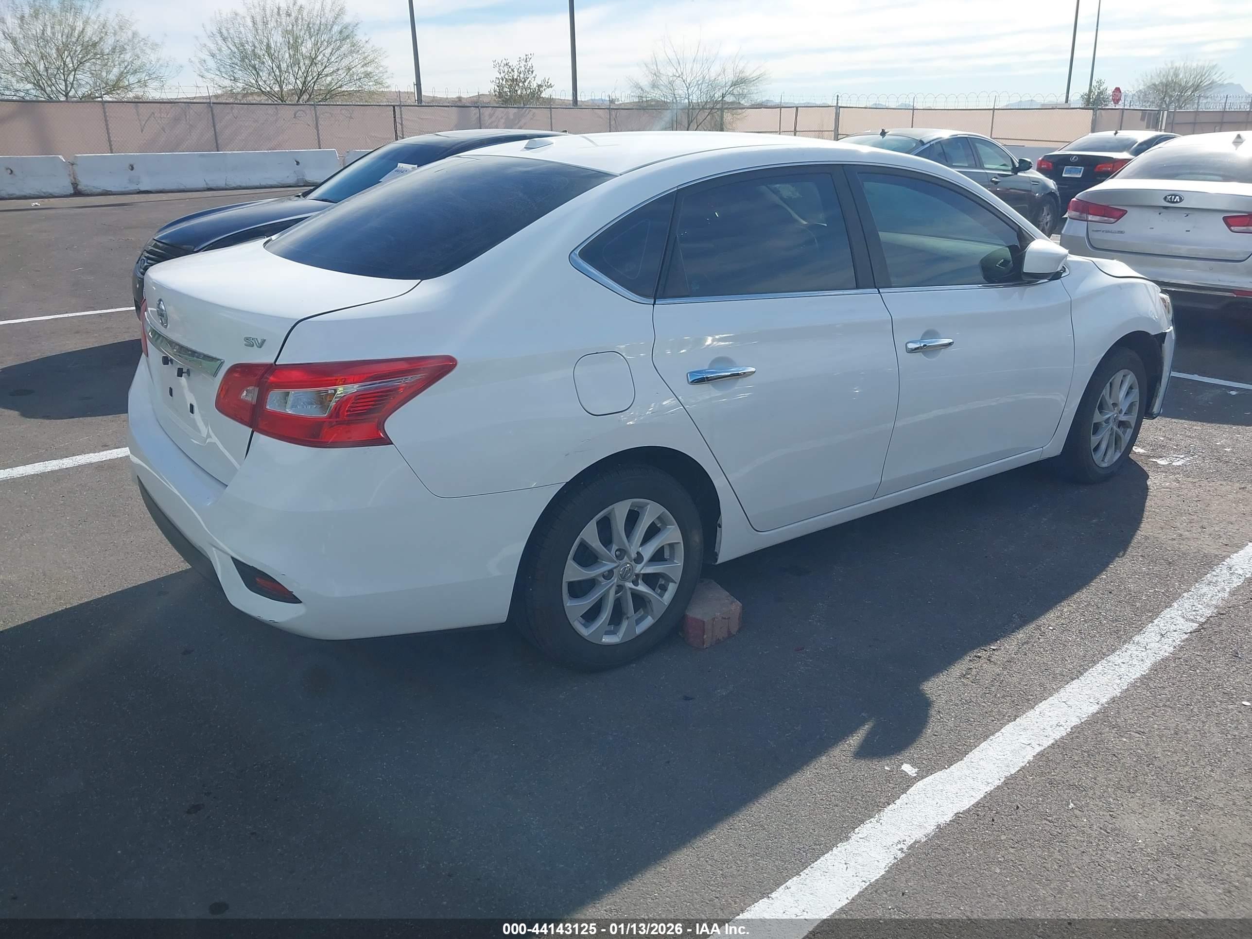 NISSAN SENTRA image 4