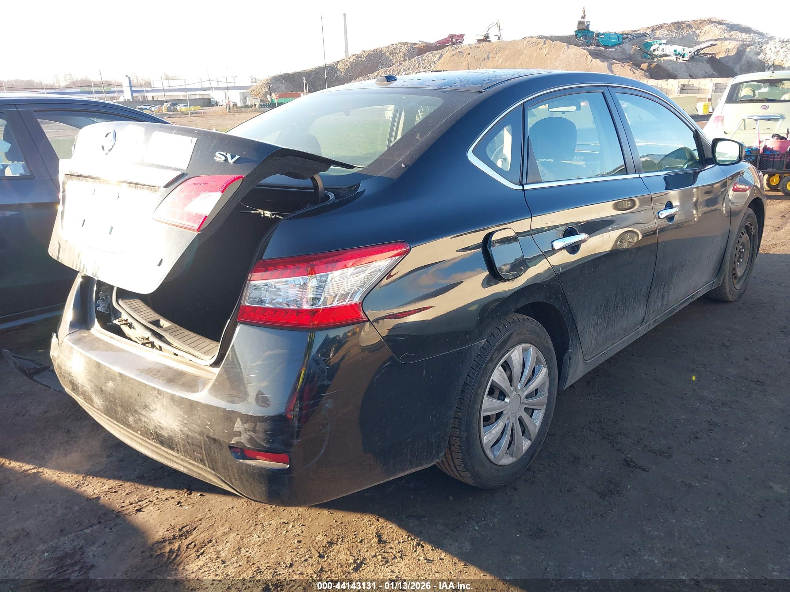 NISSAN SENTRA image 4