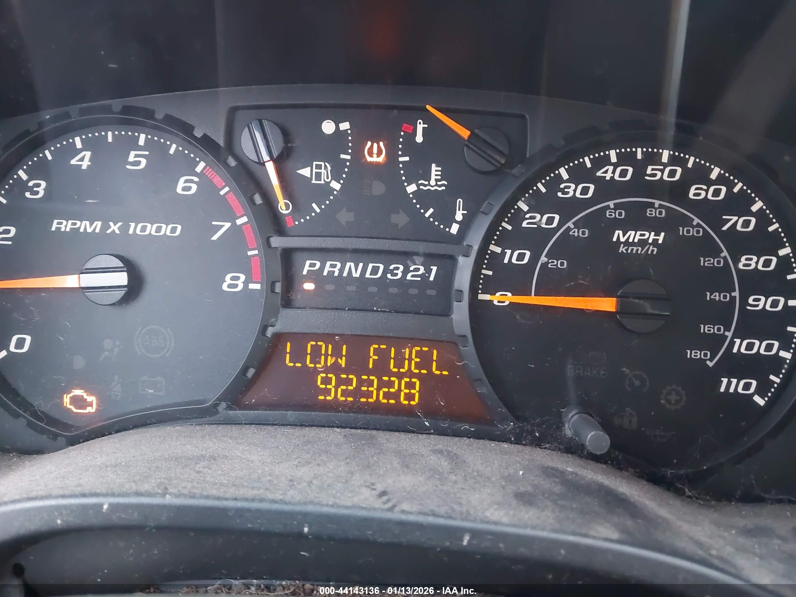 GMC CANYON image 7