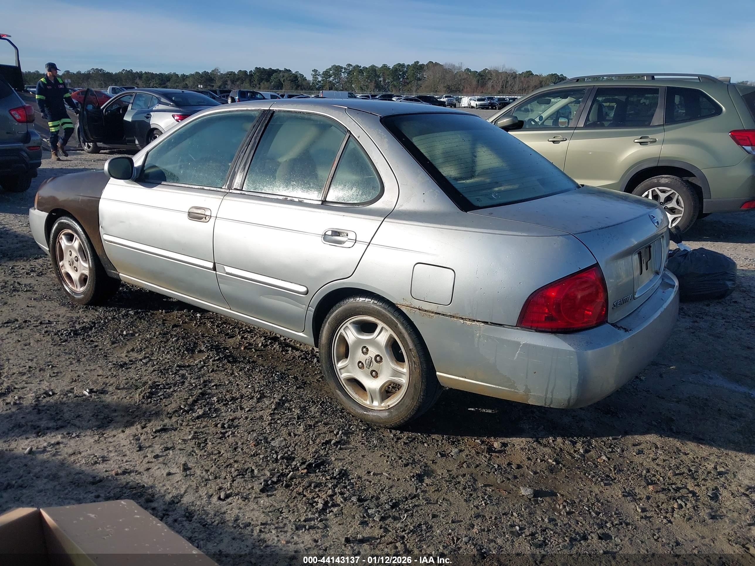 NISSAN SENTRA image 3
