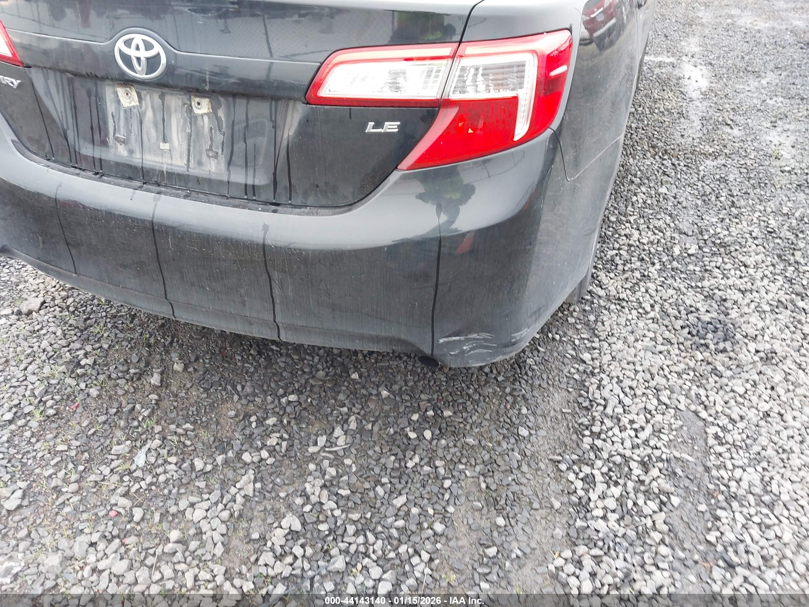 TOYOTA CAMRY image 6