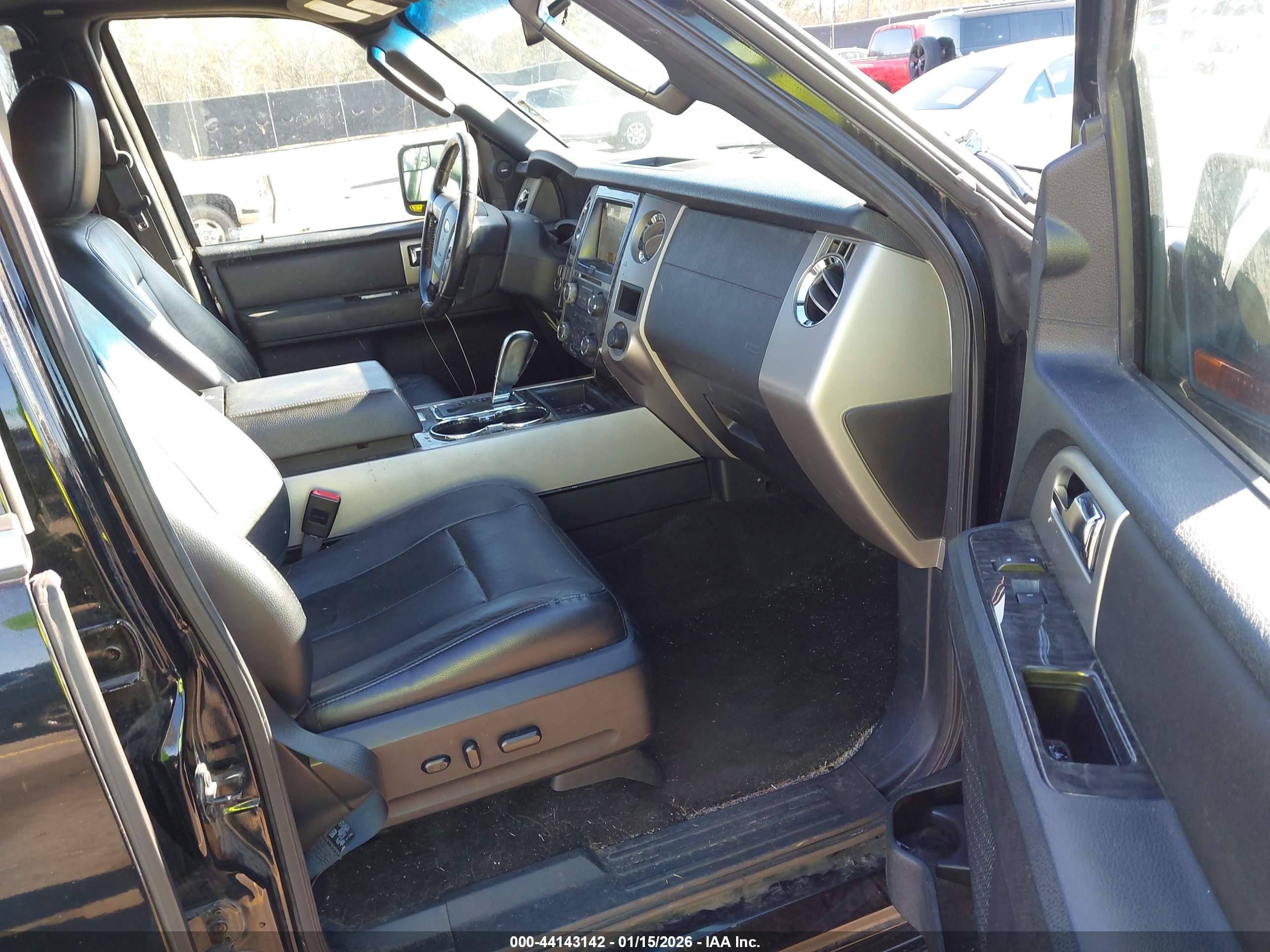 FORD EXPEDITION image 5