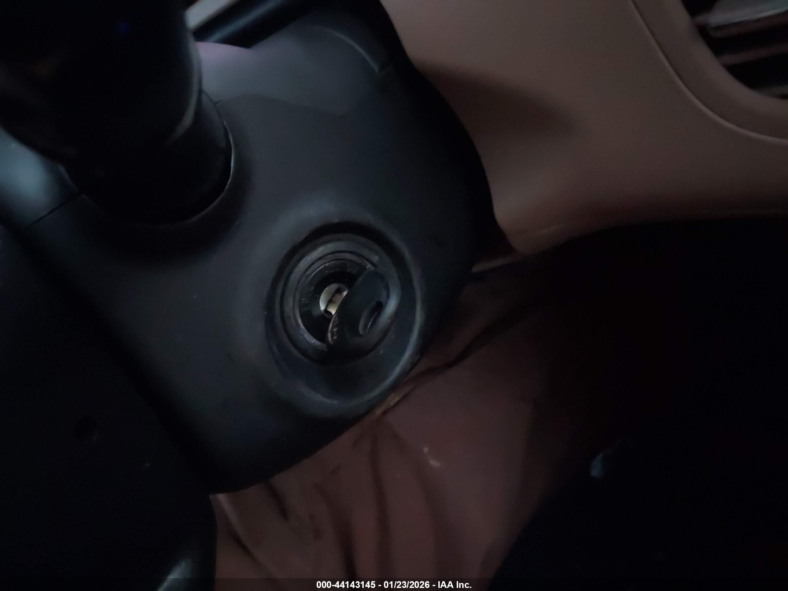 HYUNDAI ELANTRA image 11