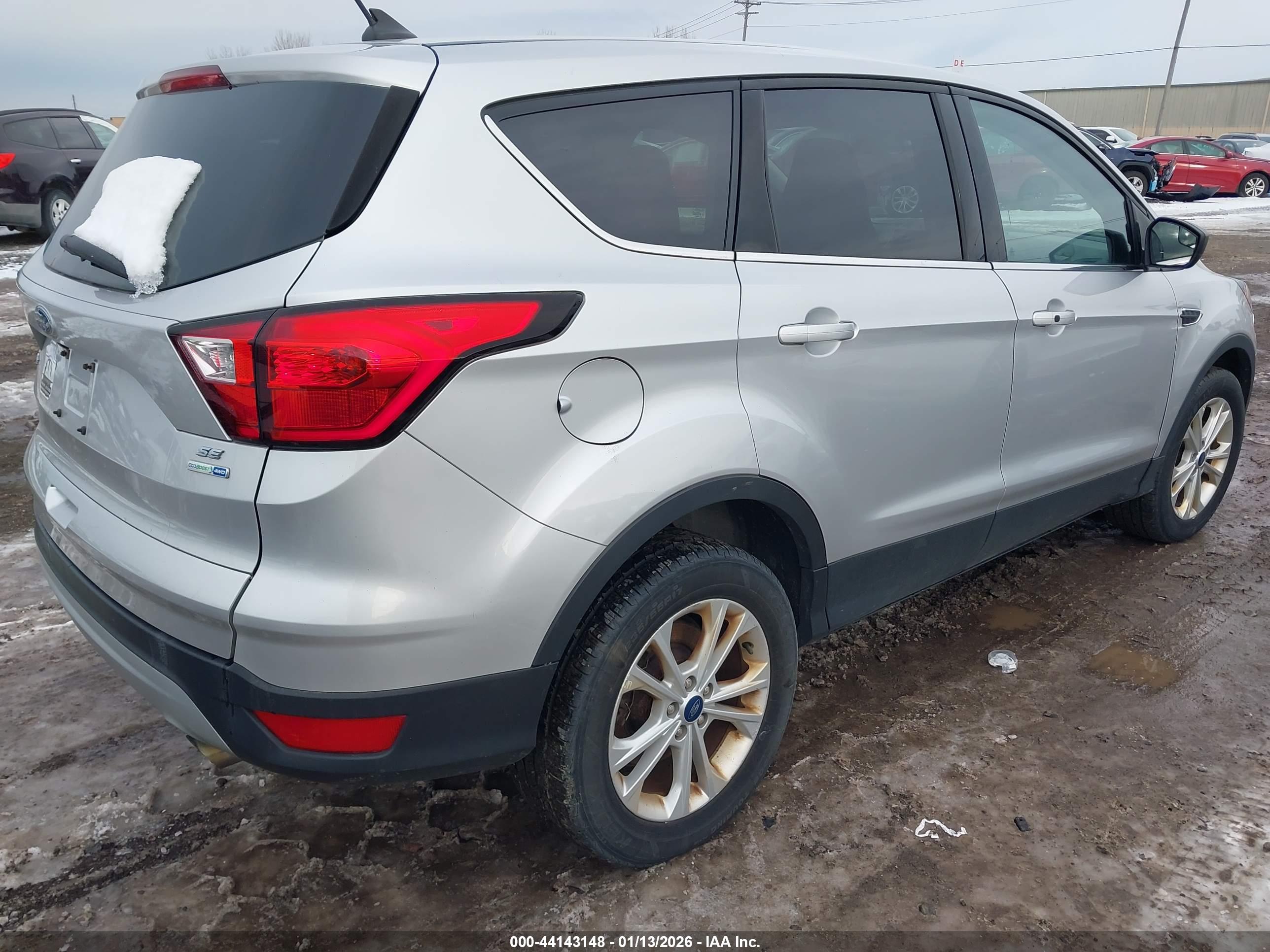 FORD ESCAPE image 4