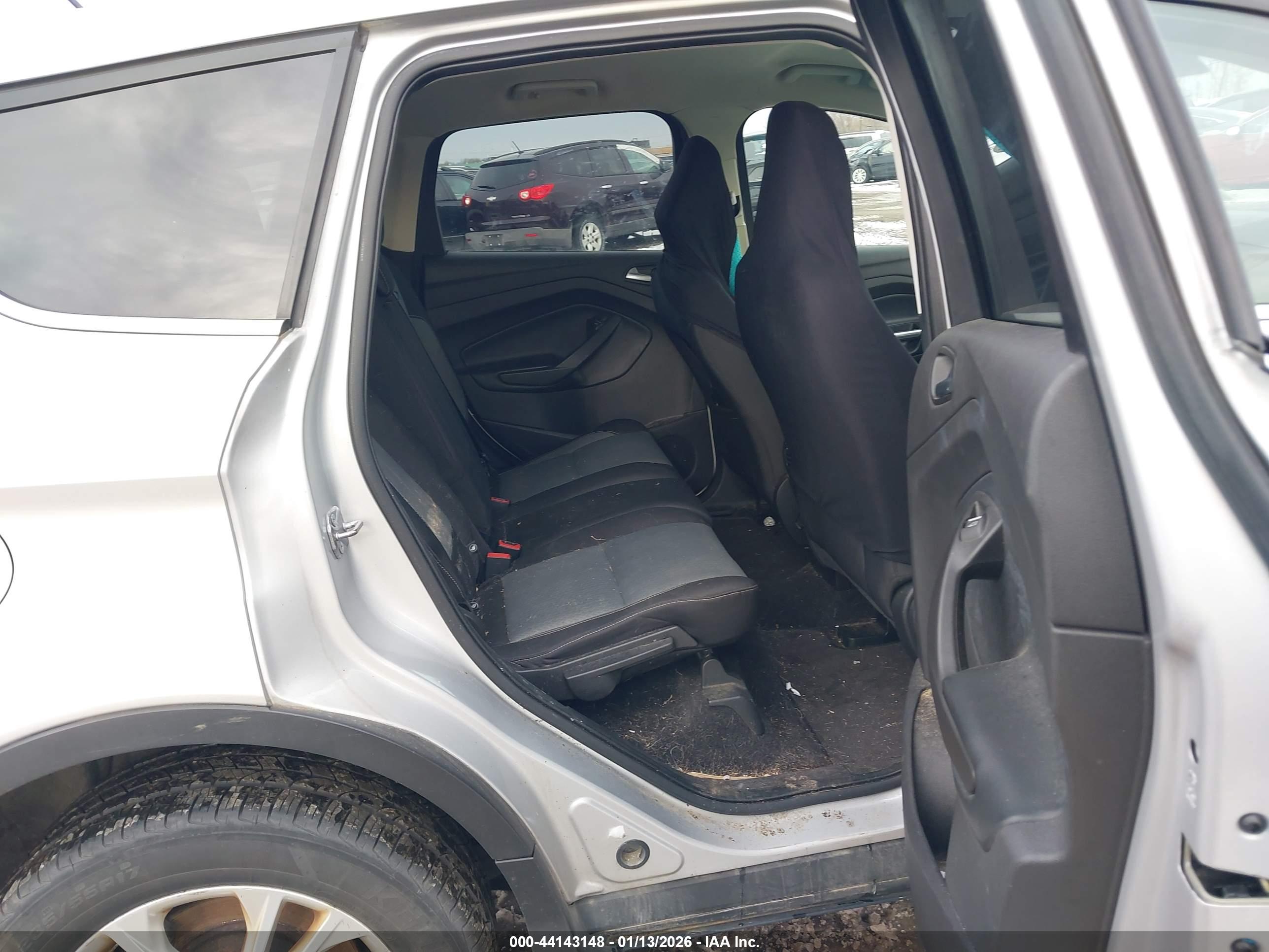 FORD ESCAPE image 8