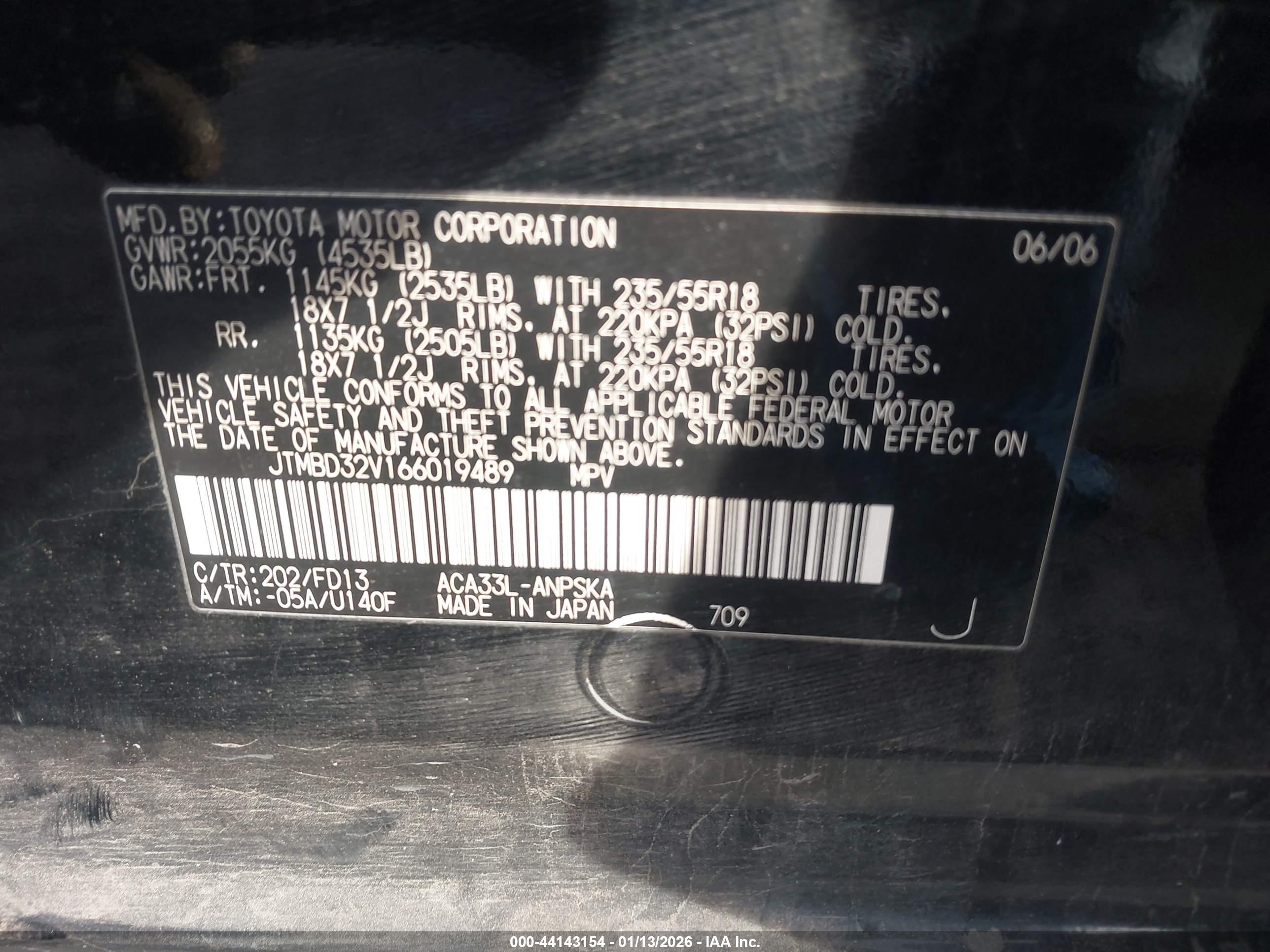 TOYOTA RAV4 image 9