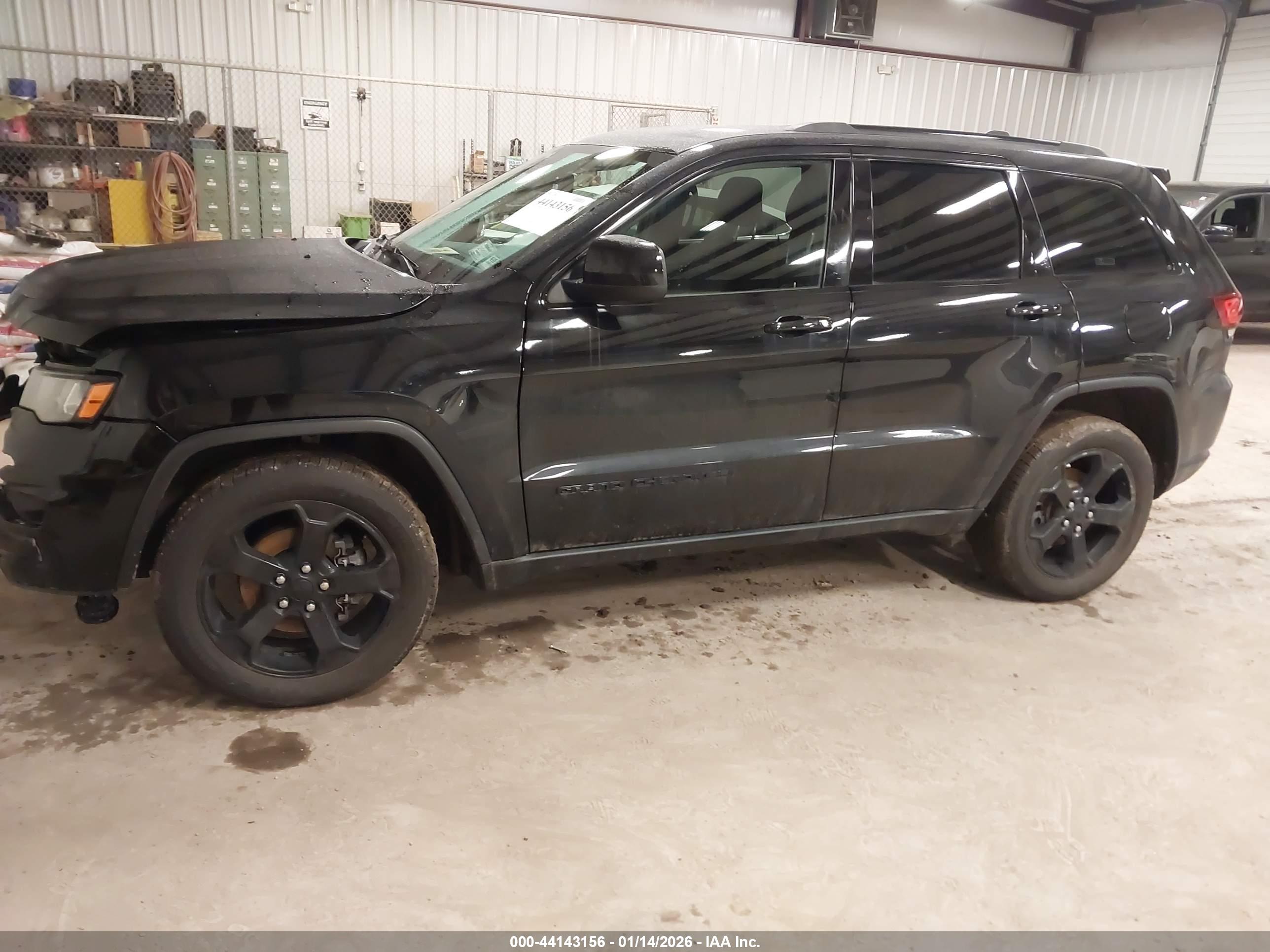 JEEP GRAND image 2