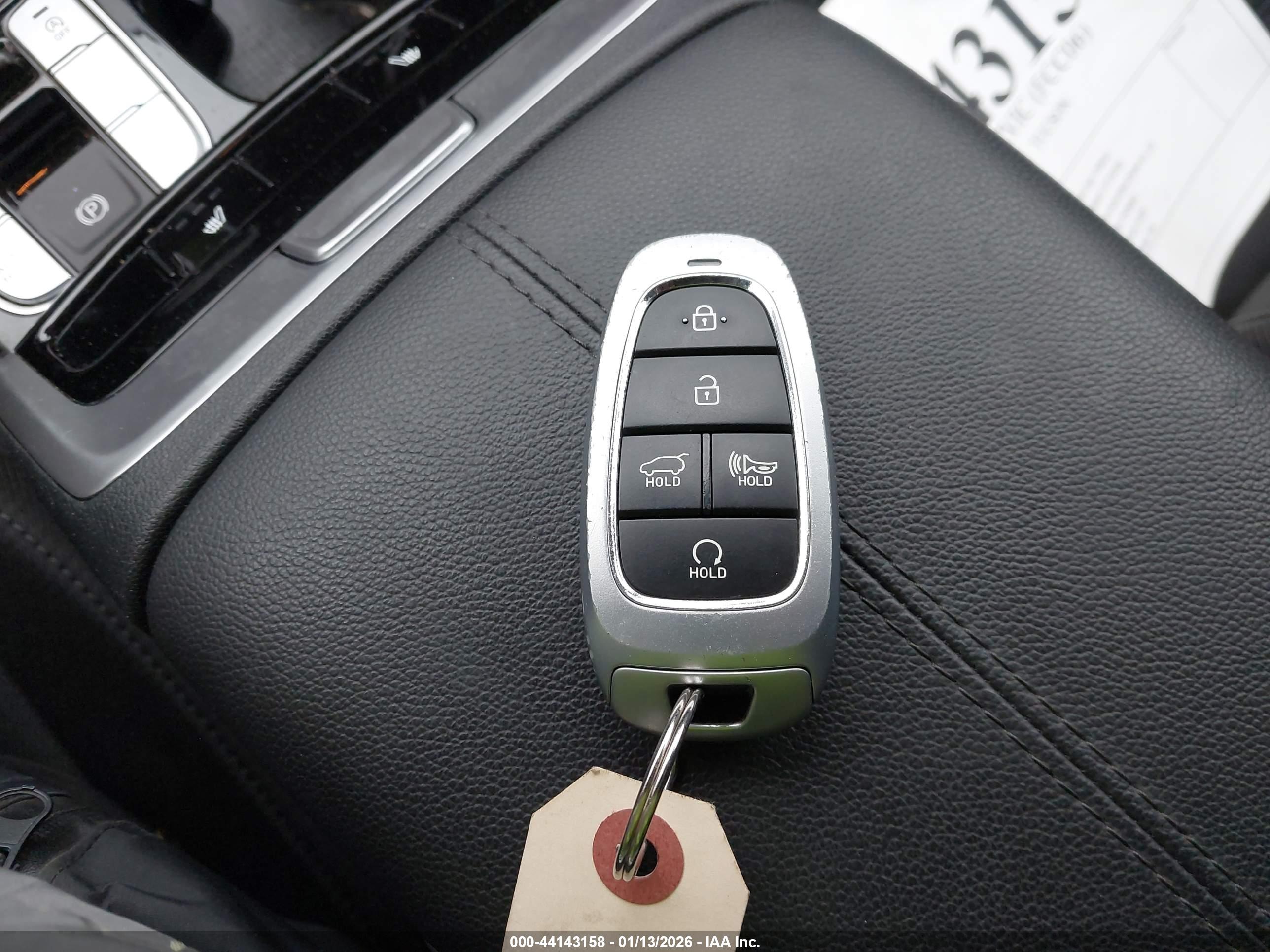 HYUNDAI TUCSON image 11