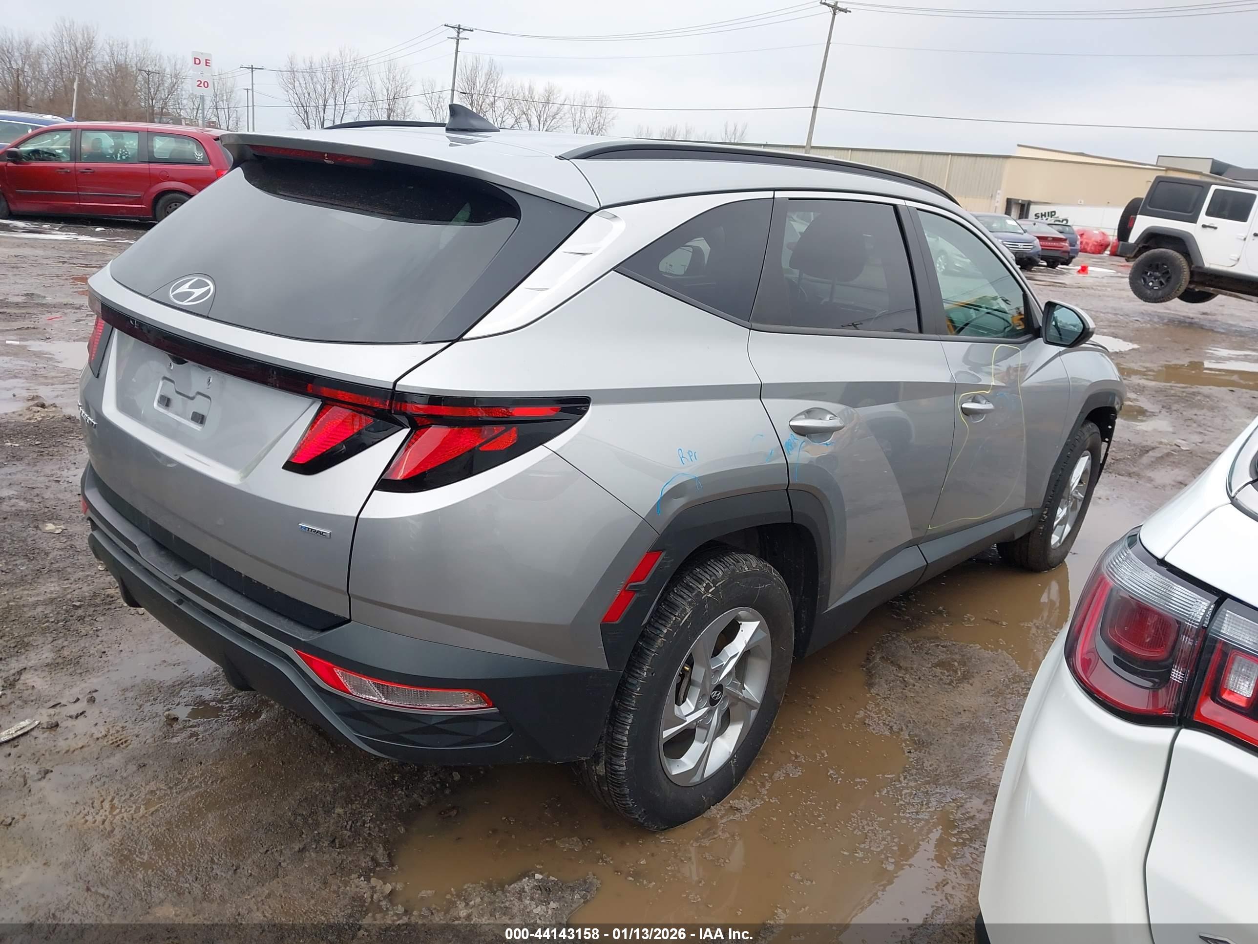 HYUNDAI TUCSON image 4