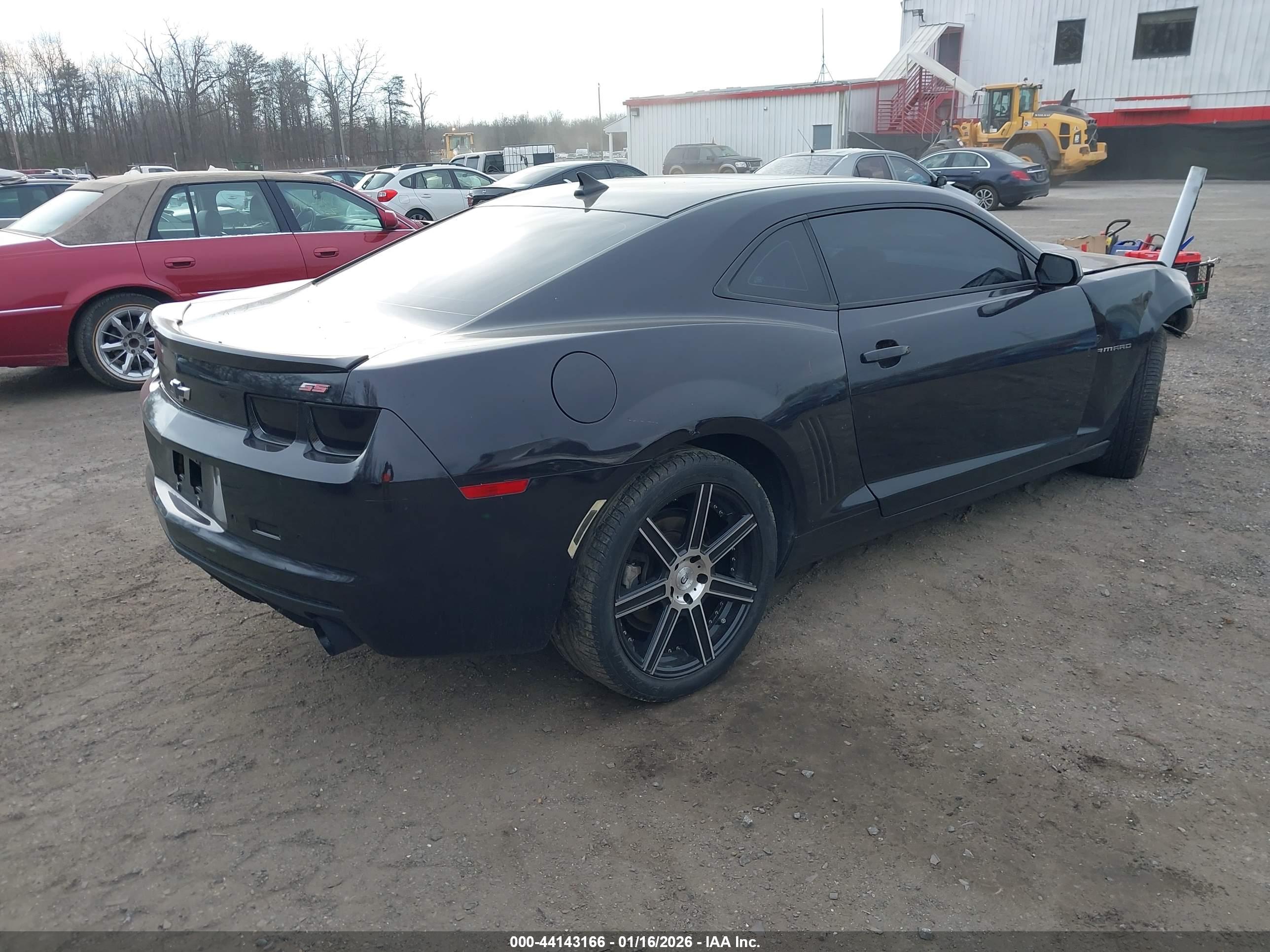 CHEVROLET CAMARO image 4