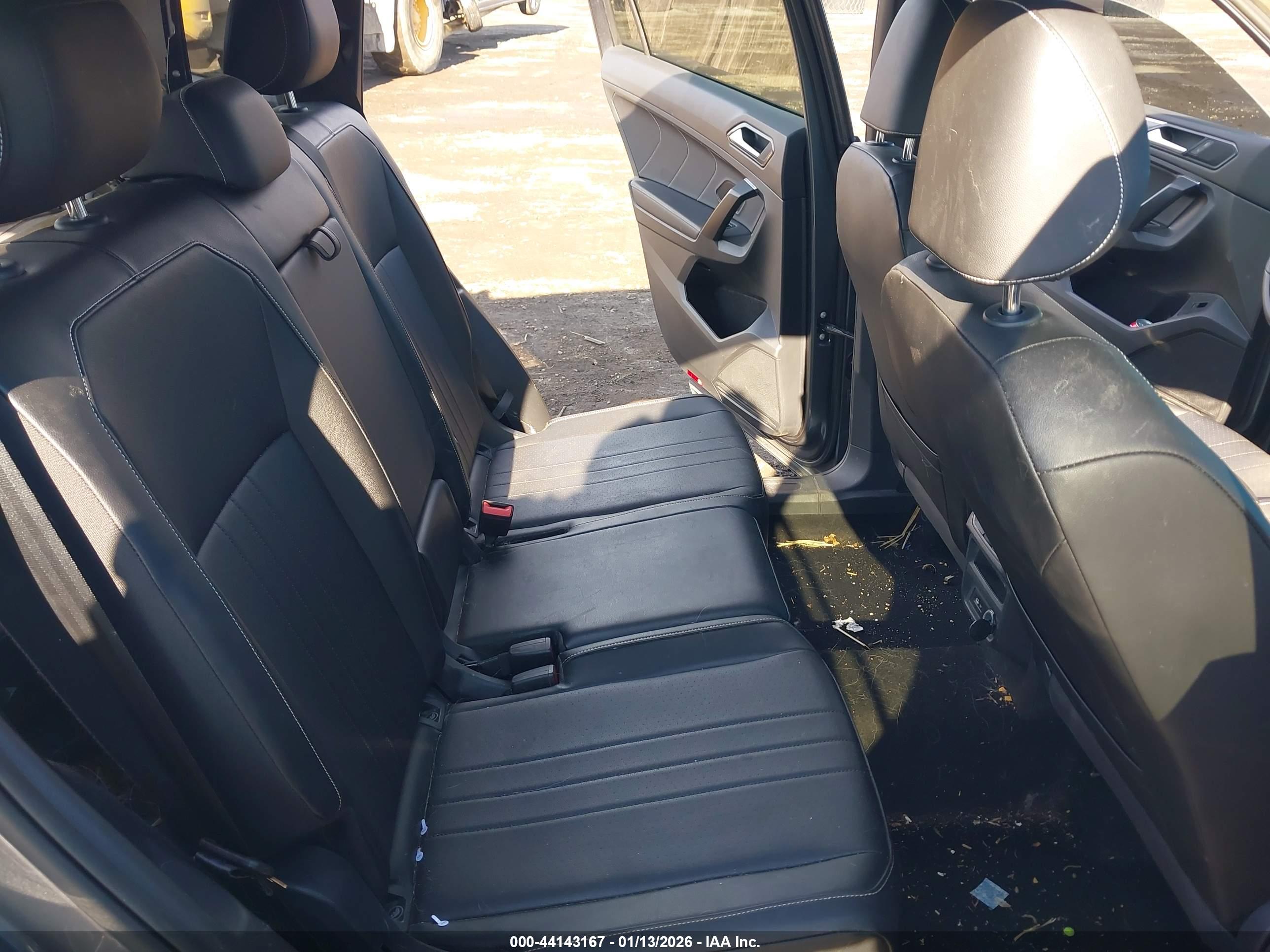 VOLKSWAGEN TIGUAN image 8