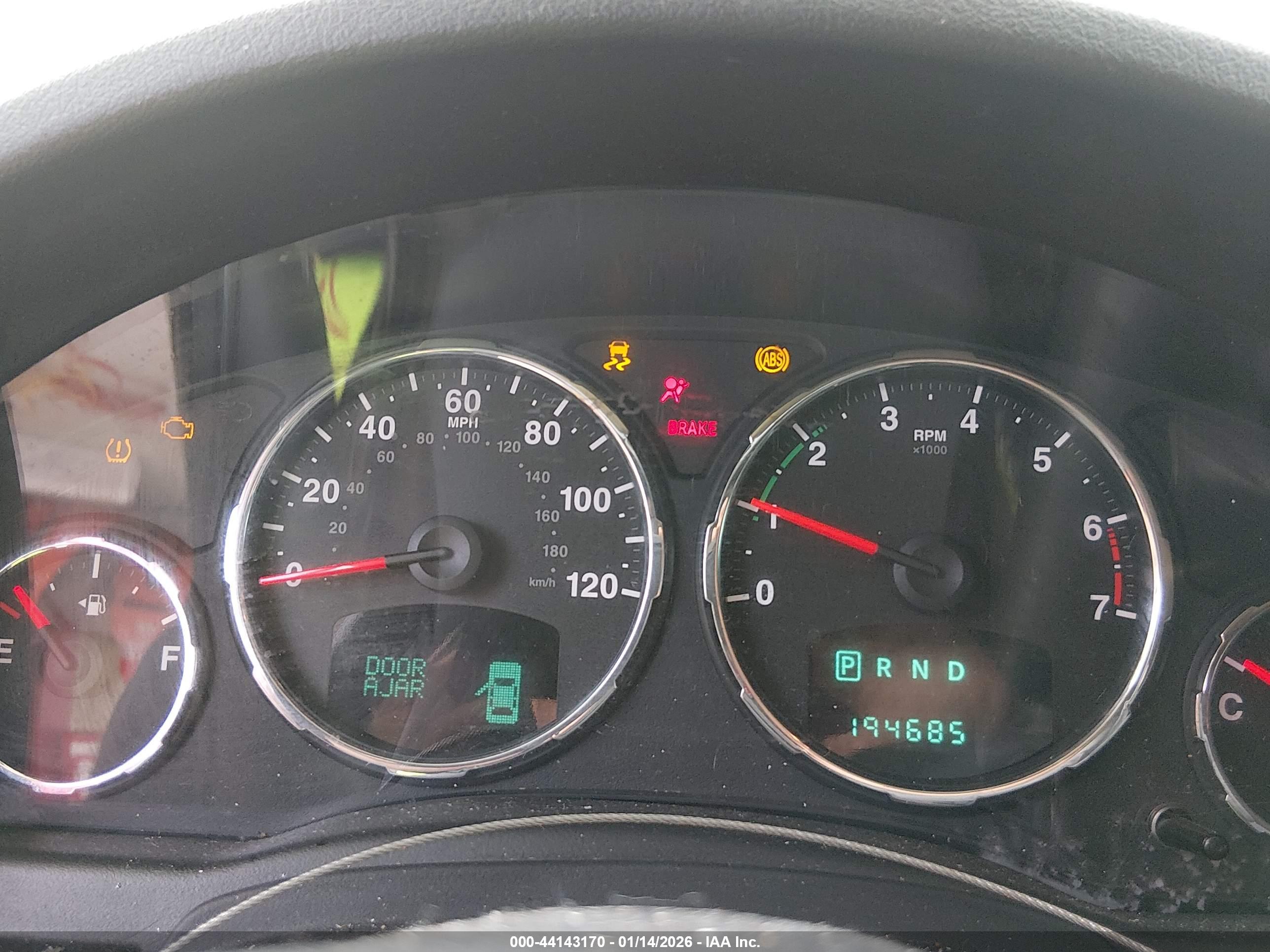 JEEP LIBERTY image 7