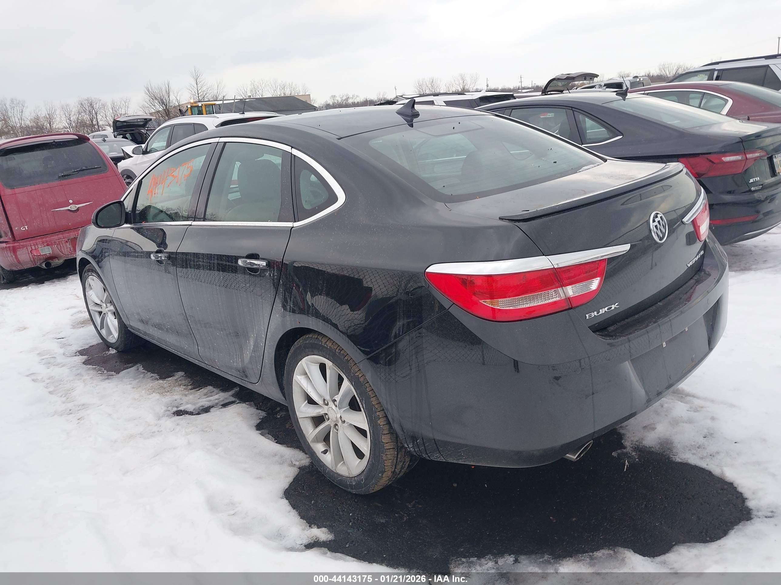 BUICK VERANO image 3