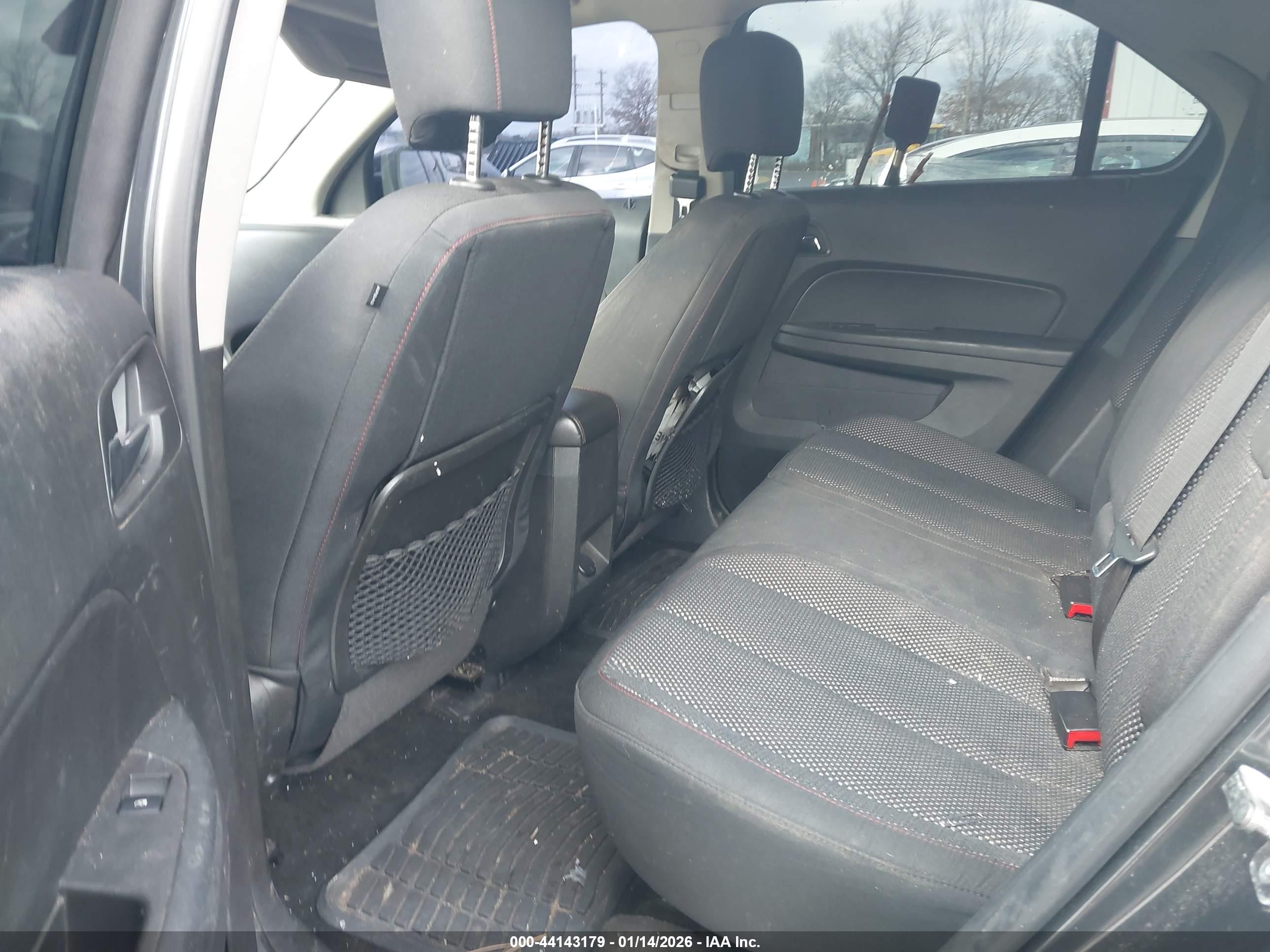 CHEVROLET EQUINOX image 8
