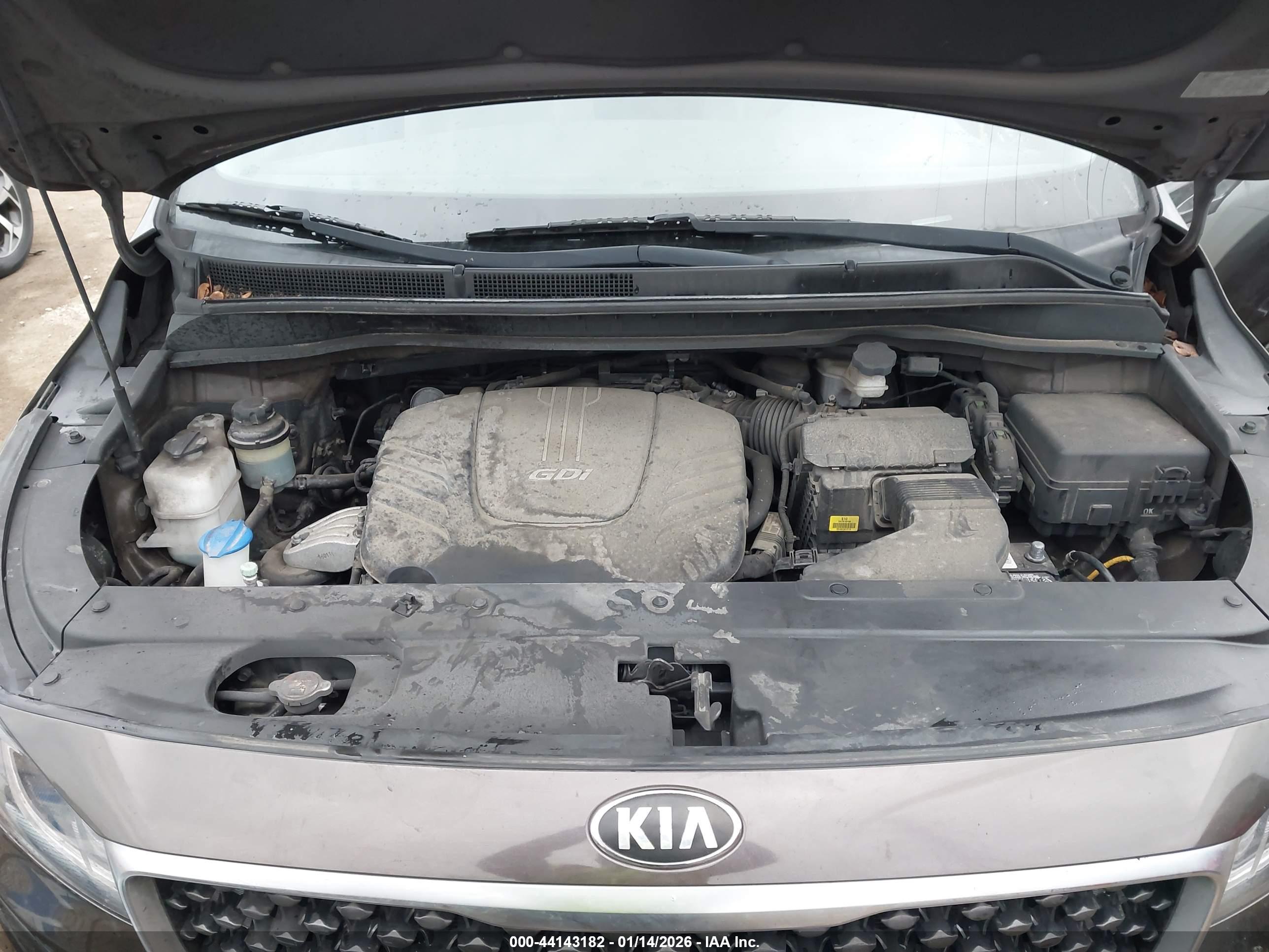 KIA SEDONA image 10