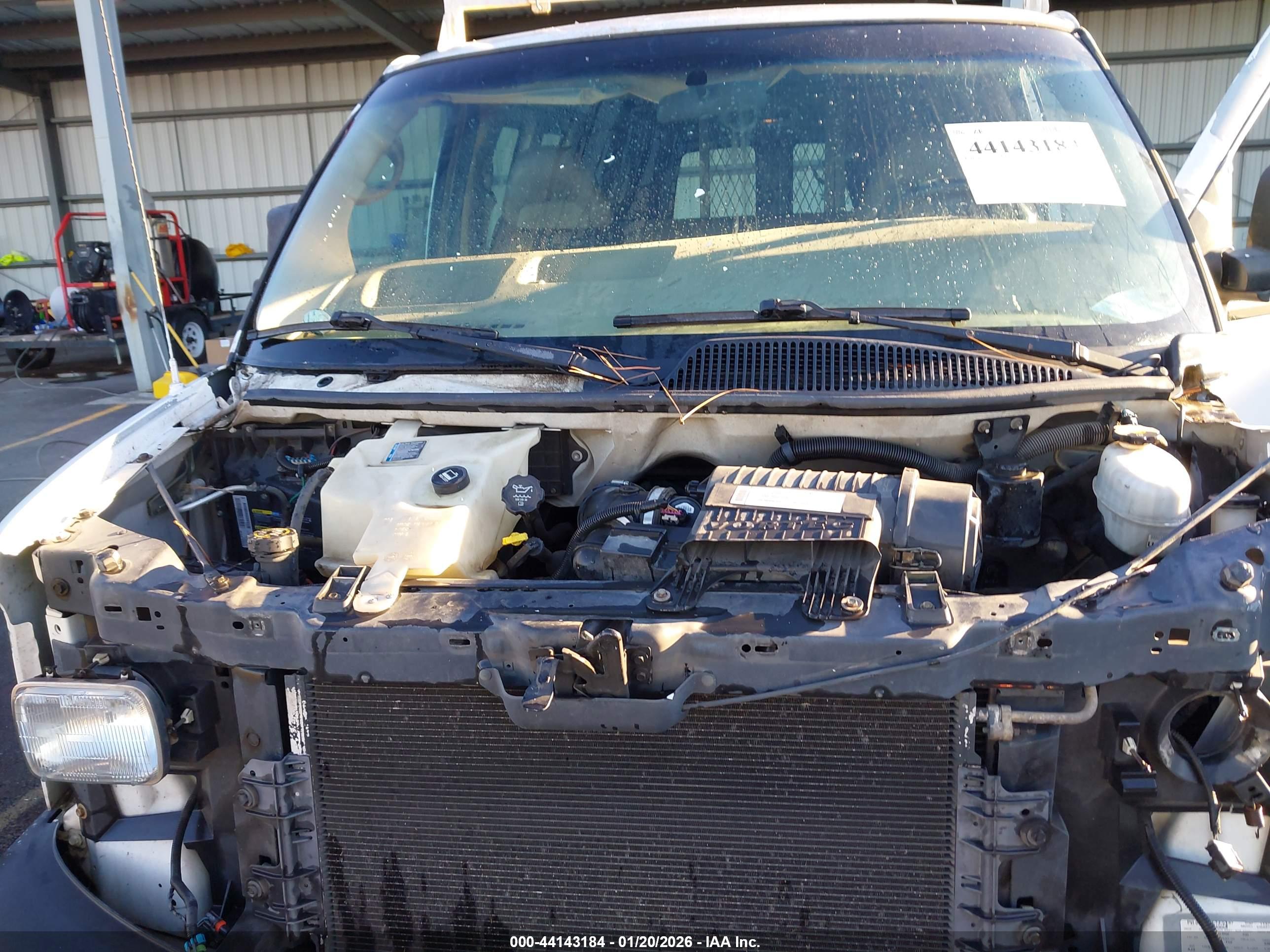 CHEVROLET EXPRESS image 10