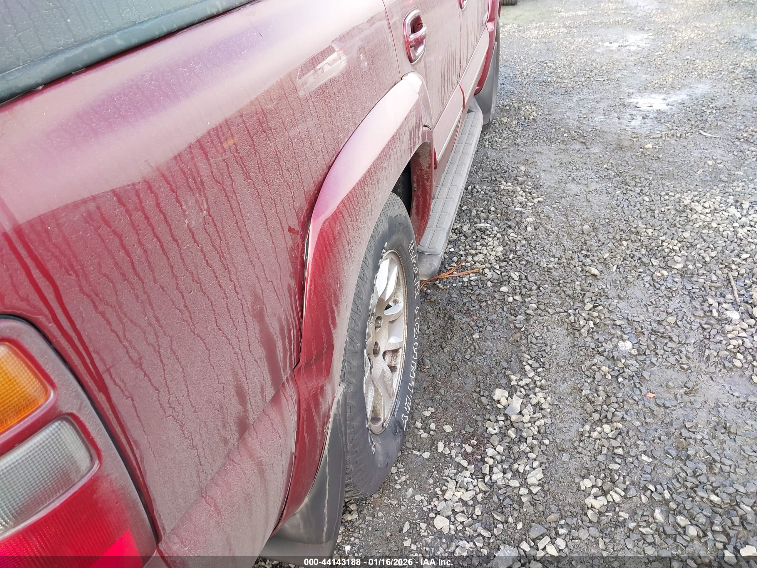 CHEVROLET TAHOE image 6