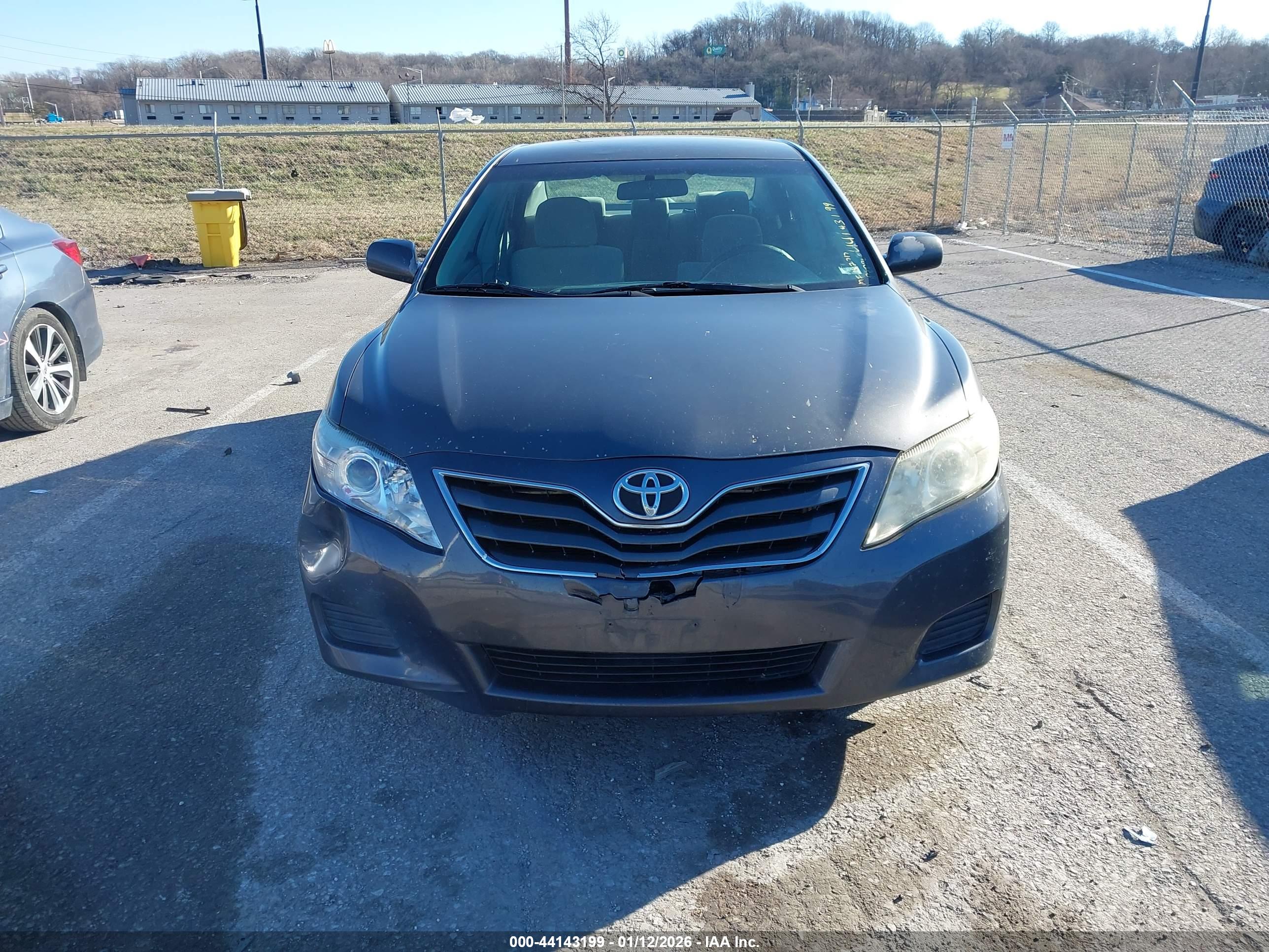 TOYOTA CAMRY image 6
