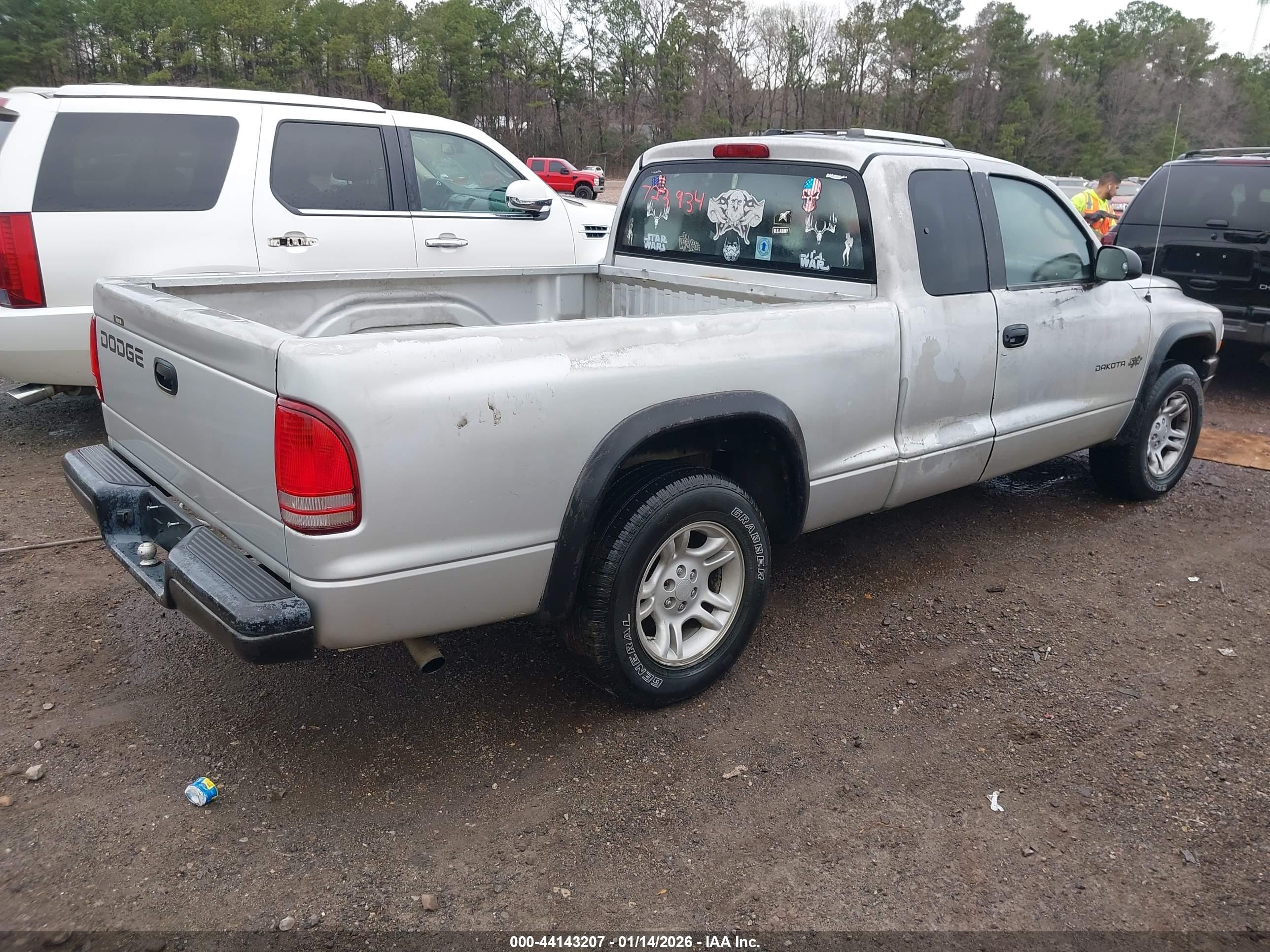 DODGE DAKOTA image 4