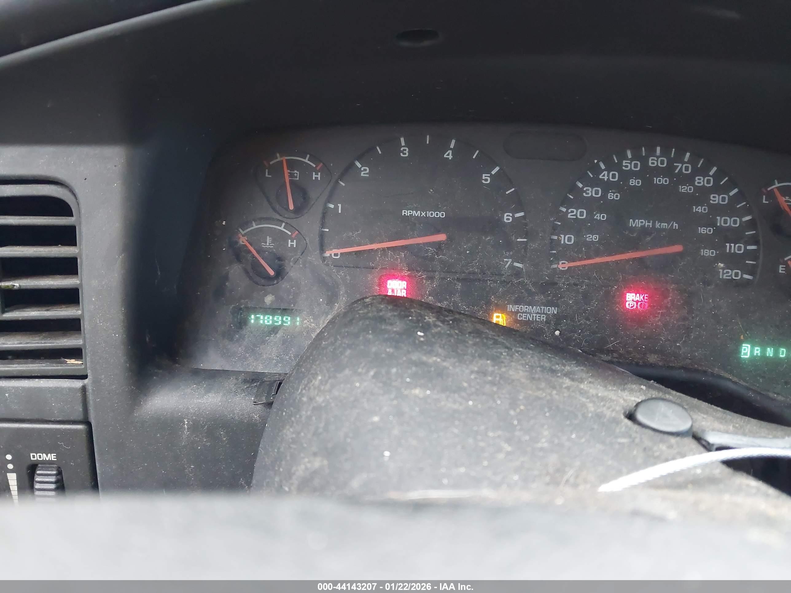 DODGE DAKOTA image 7