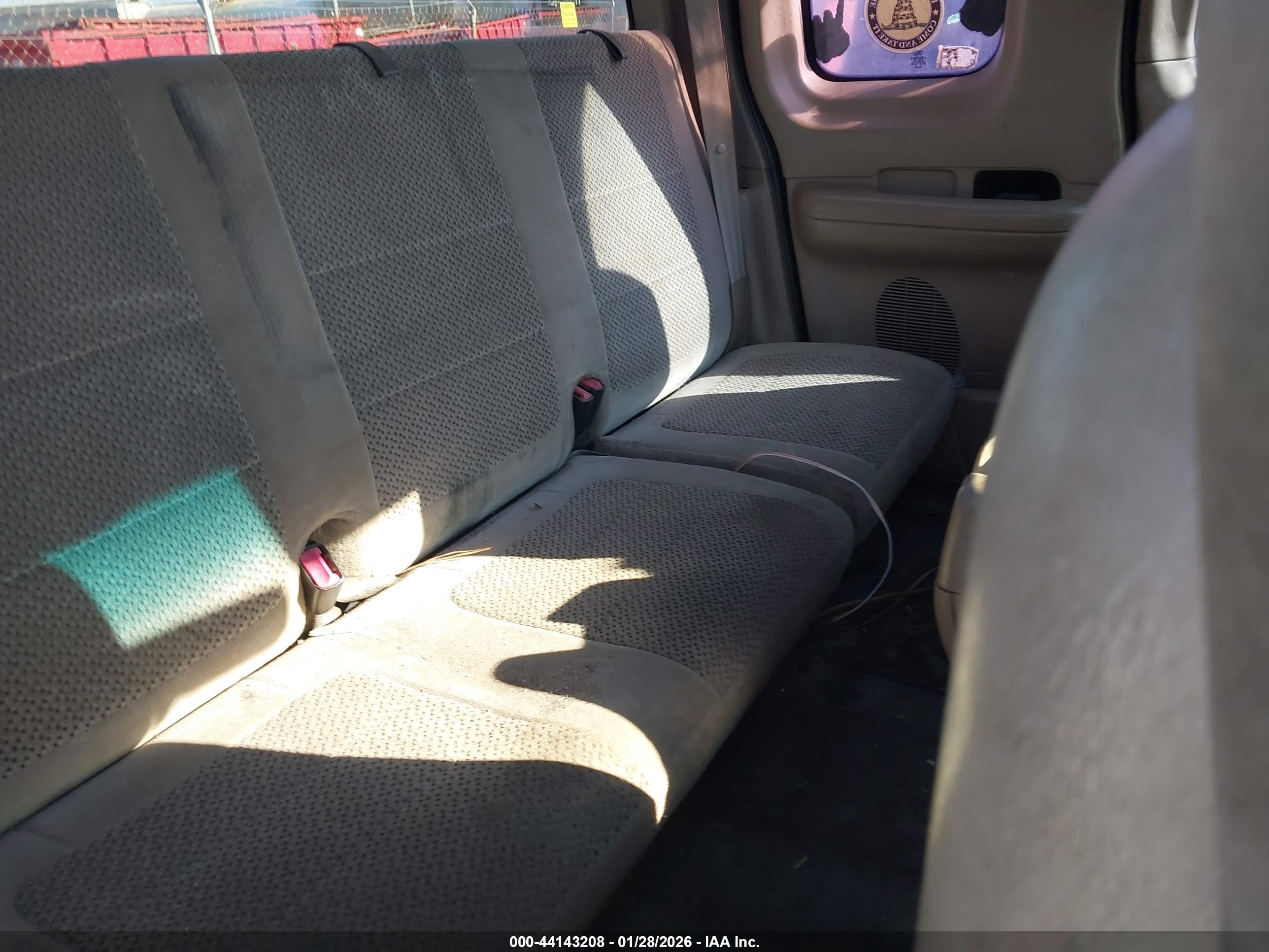 FORD F-150 image 8