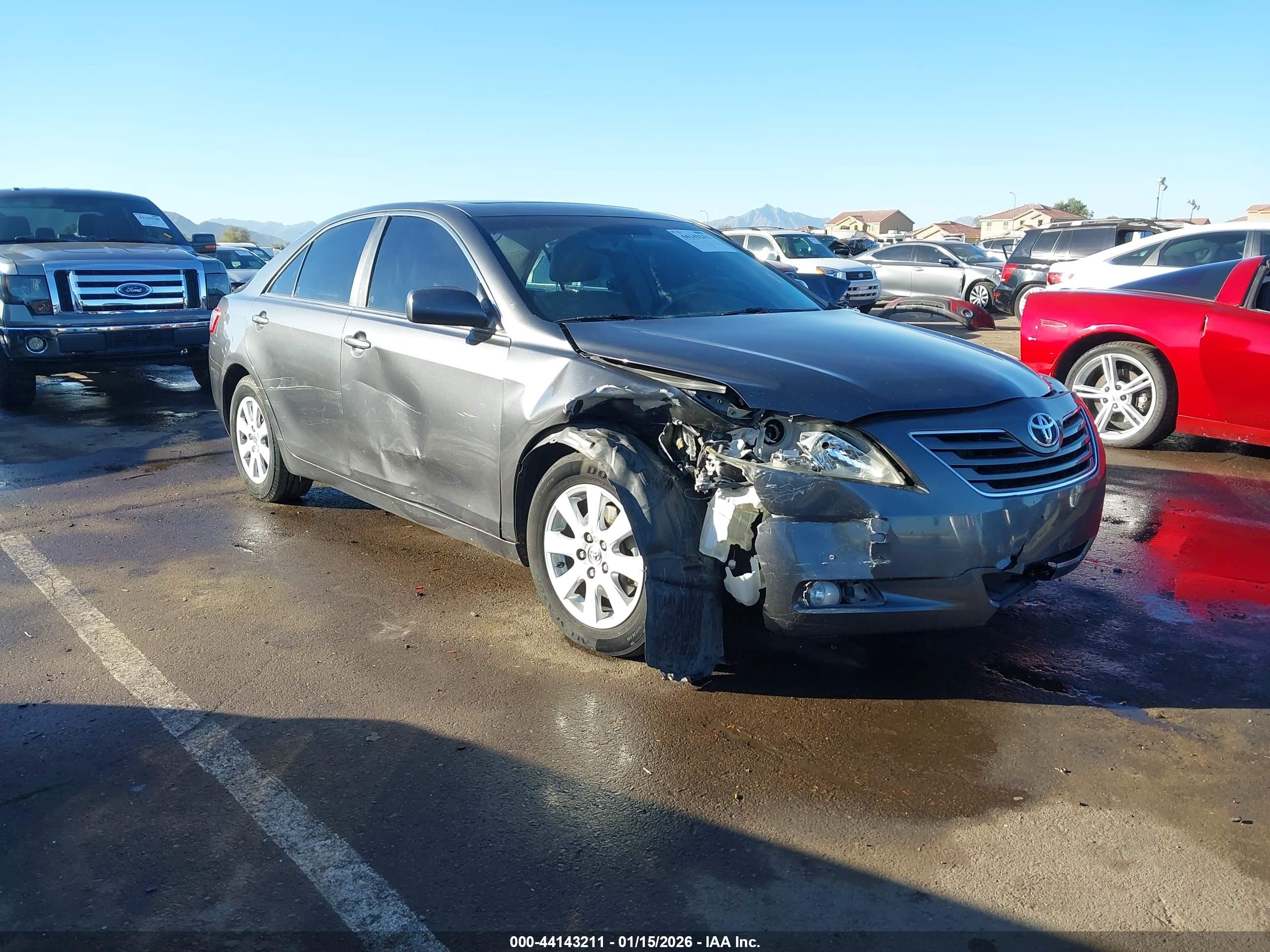 TOYOTA CAMRY image 6