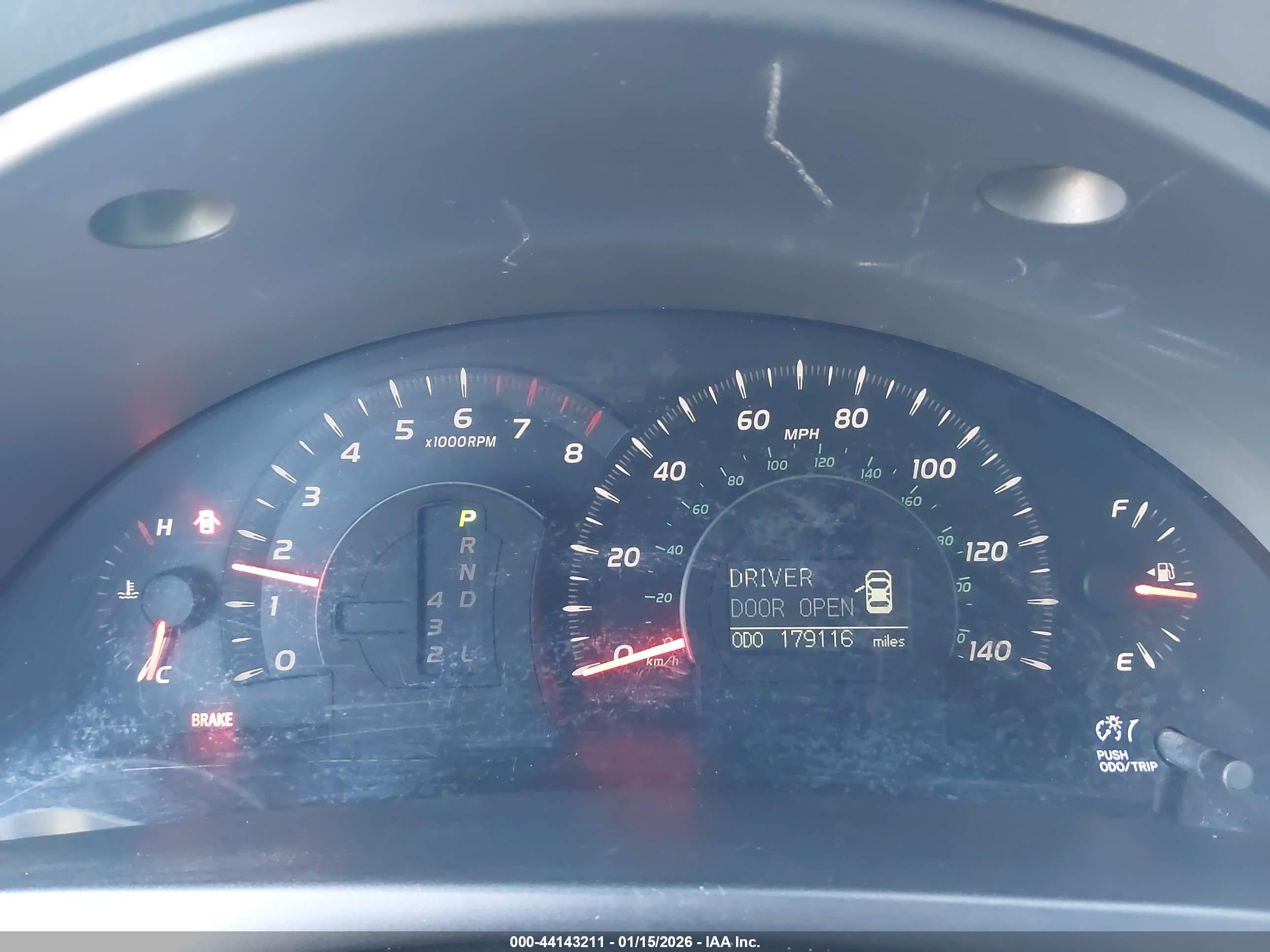 TOYOTA CAMRY image 7