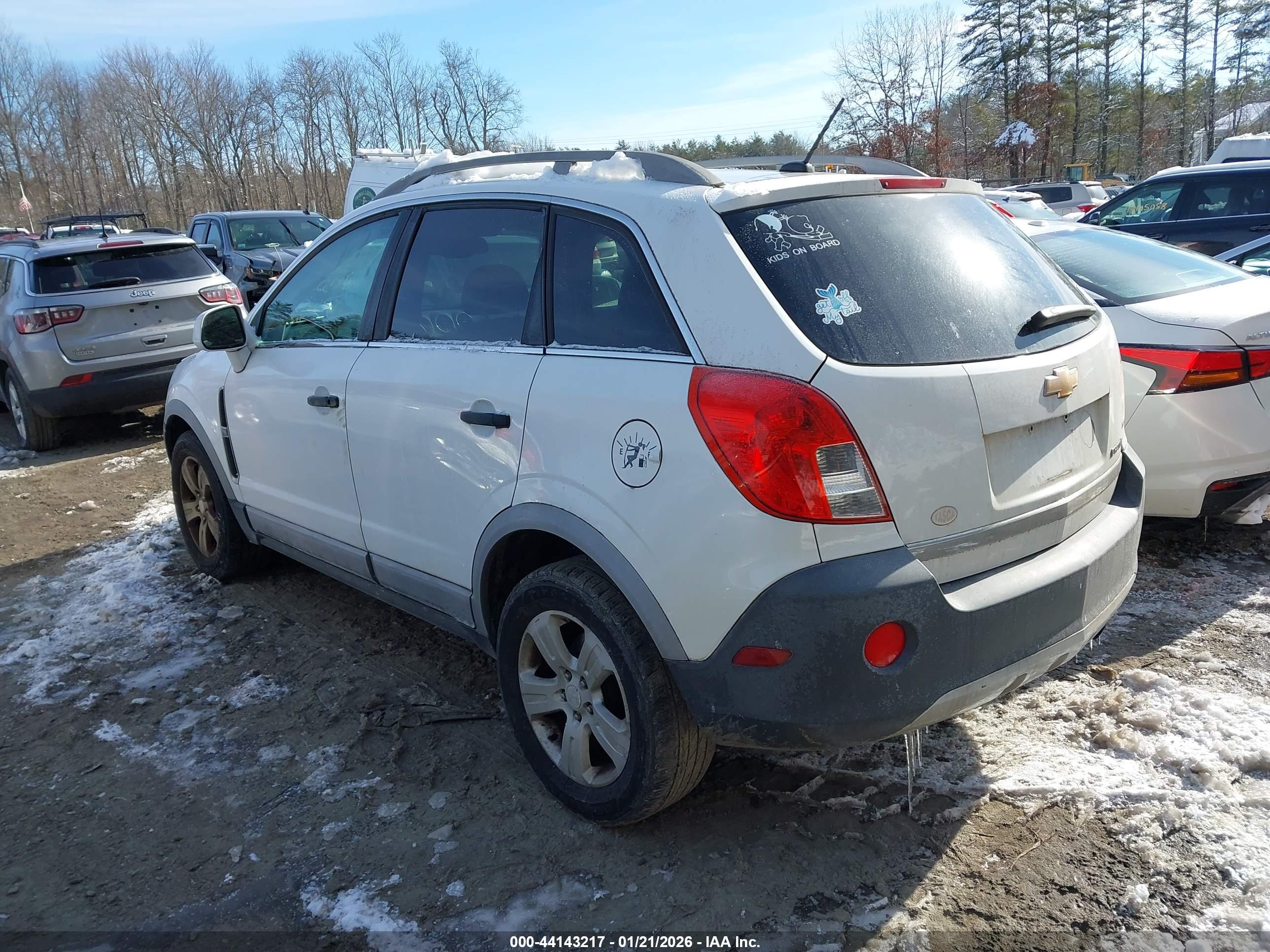 CHEVROLET CAPTIVA image 3