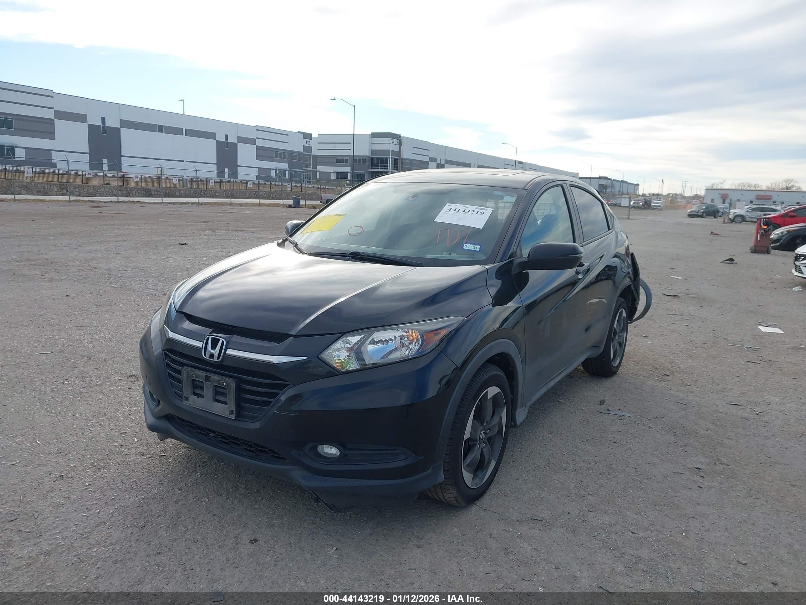 HONDA HR-V image 2