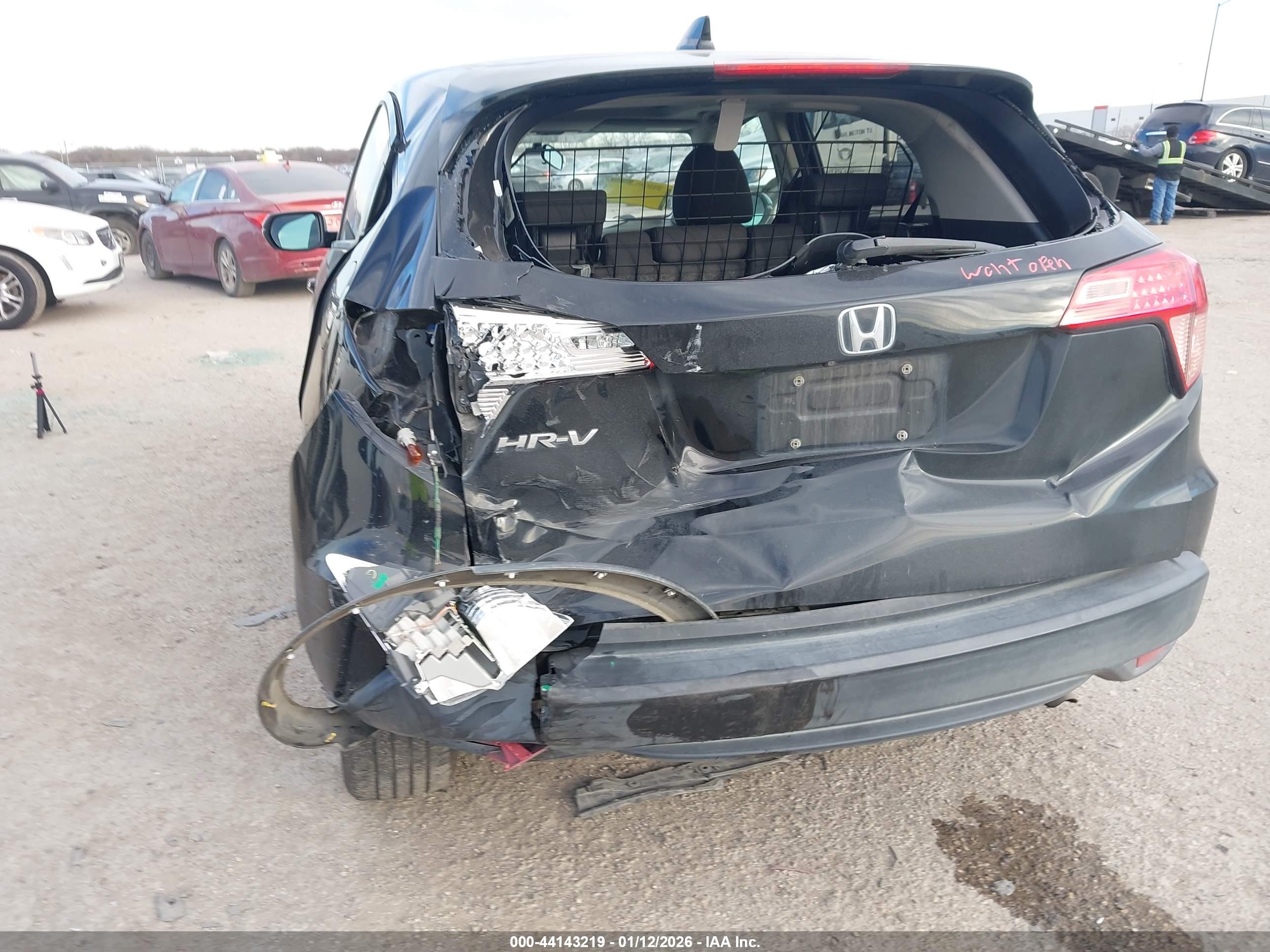 HONDA HR-V image 6