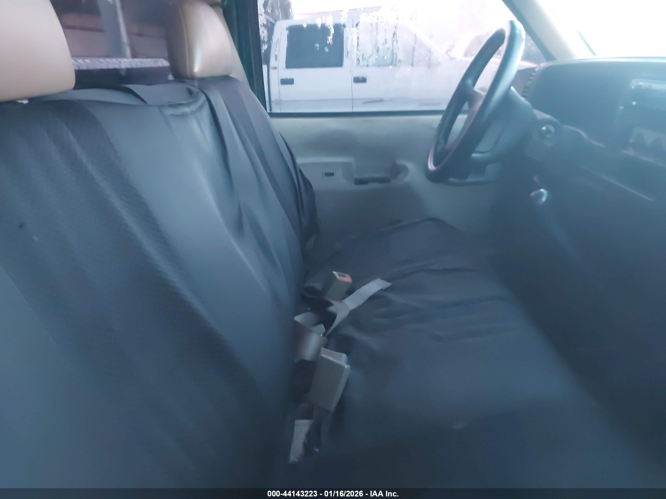 GMC SIERRA image 8