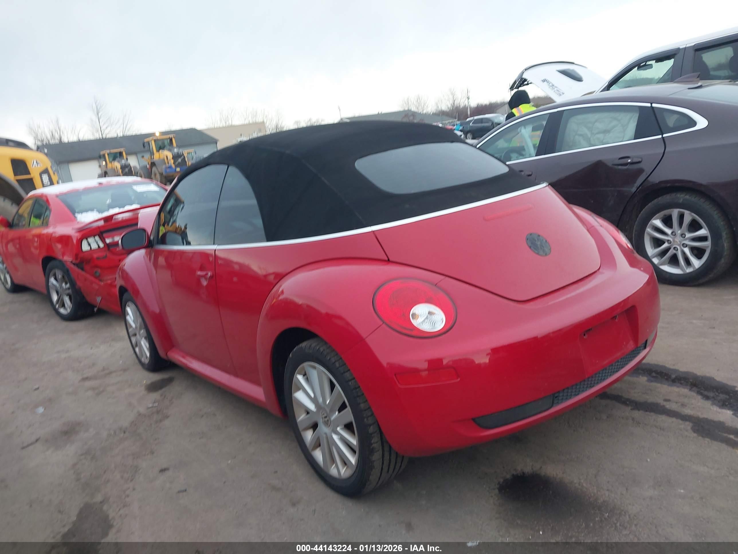 VOLKSWAGEN NEW image 3