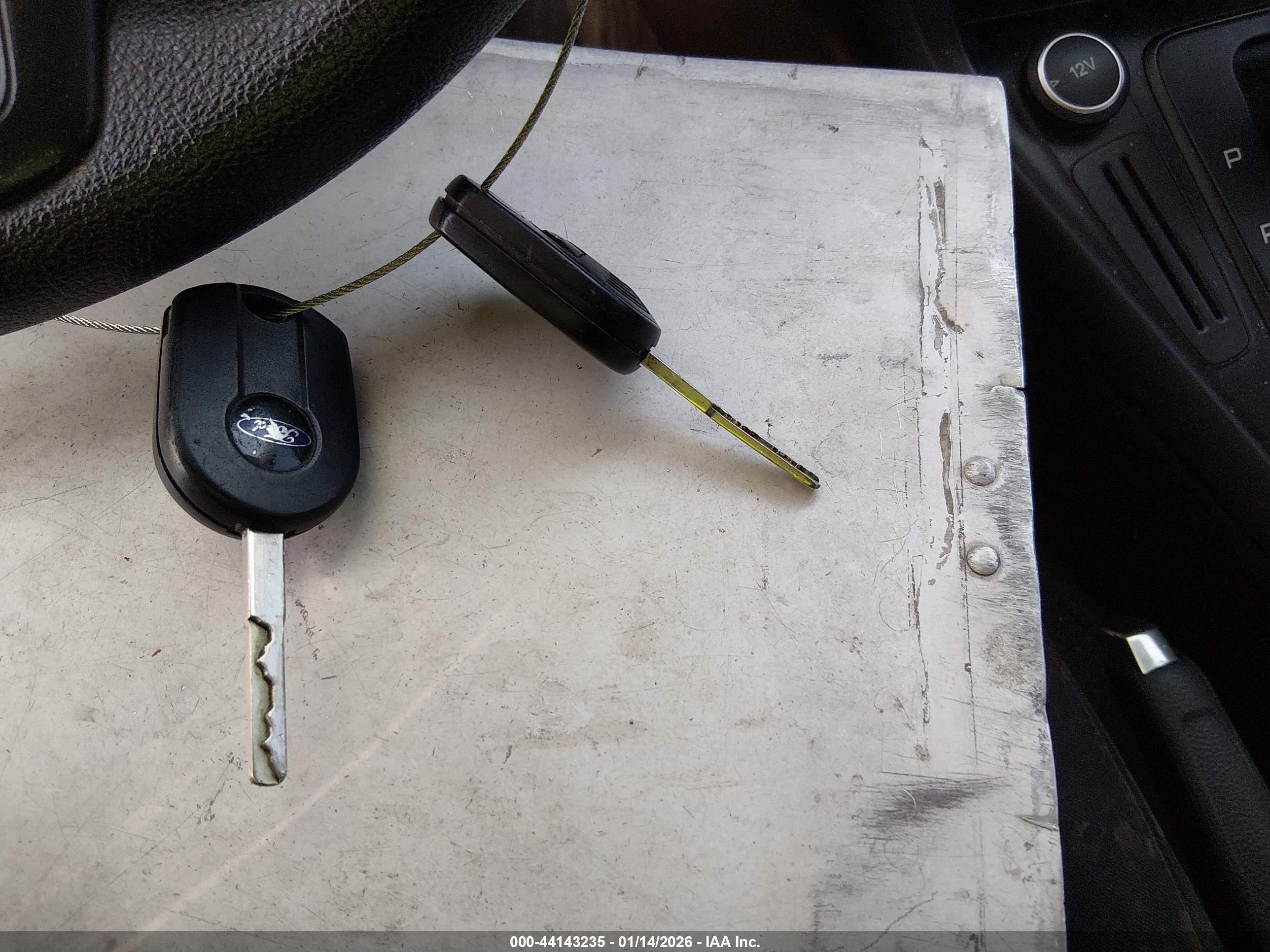 FORD FOCUS image 11