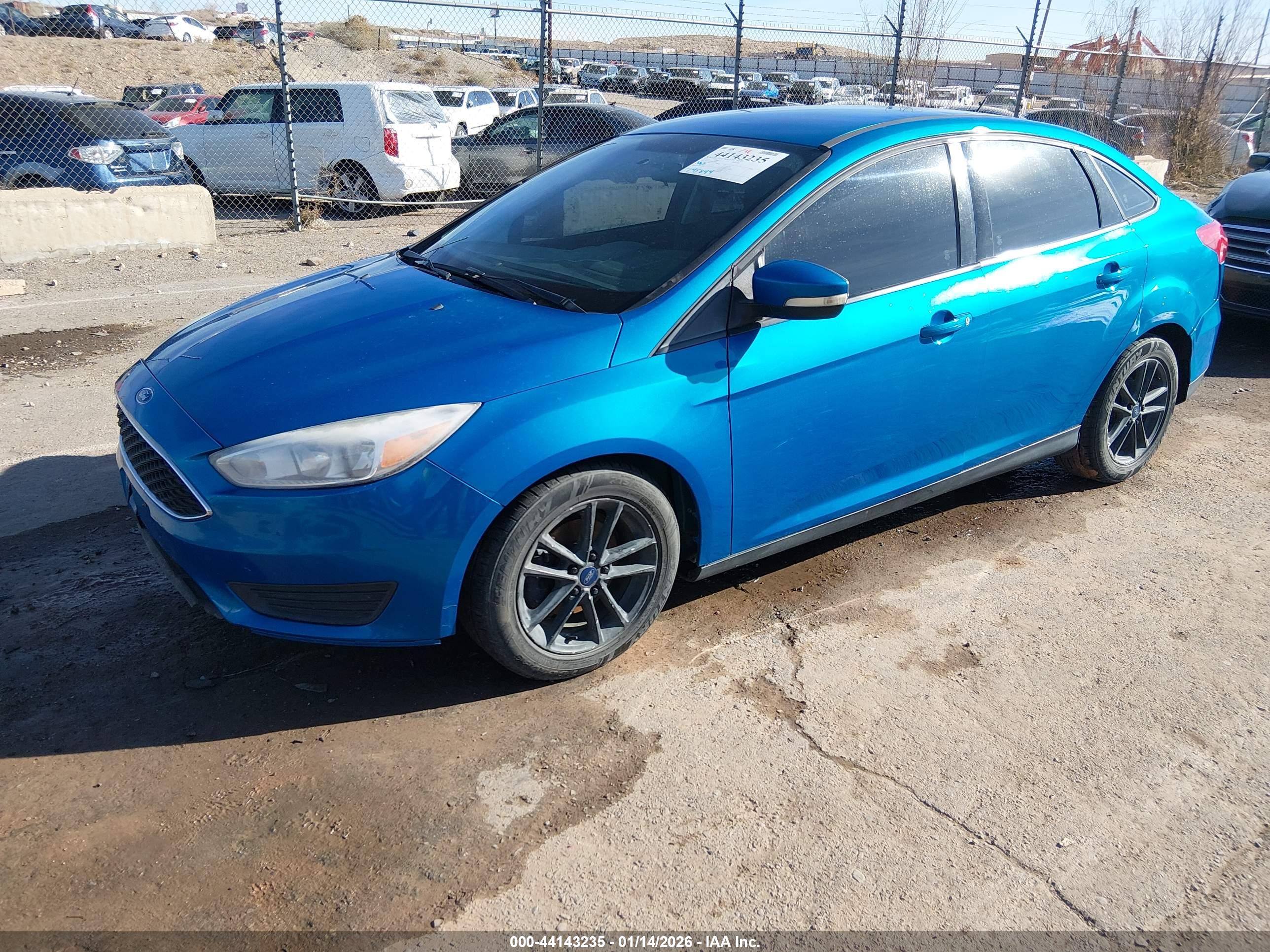 FORD FOCUS image 2