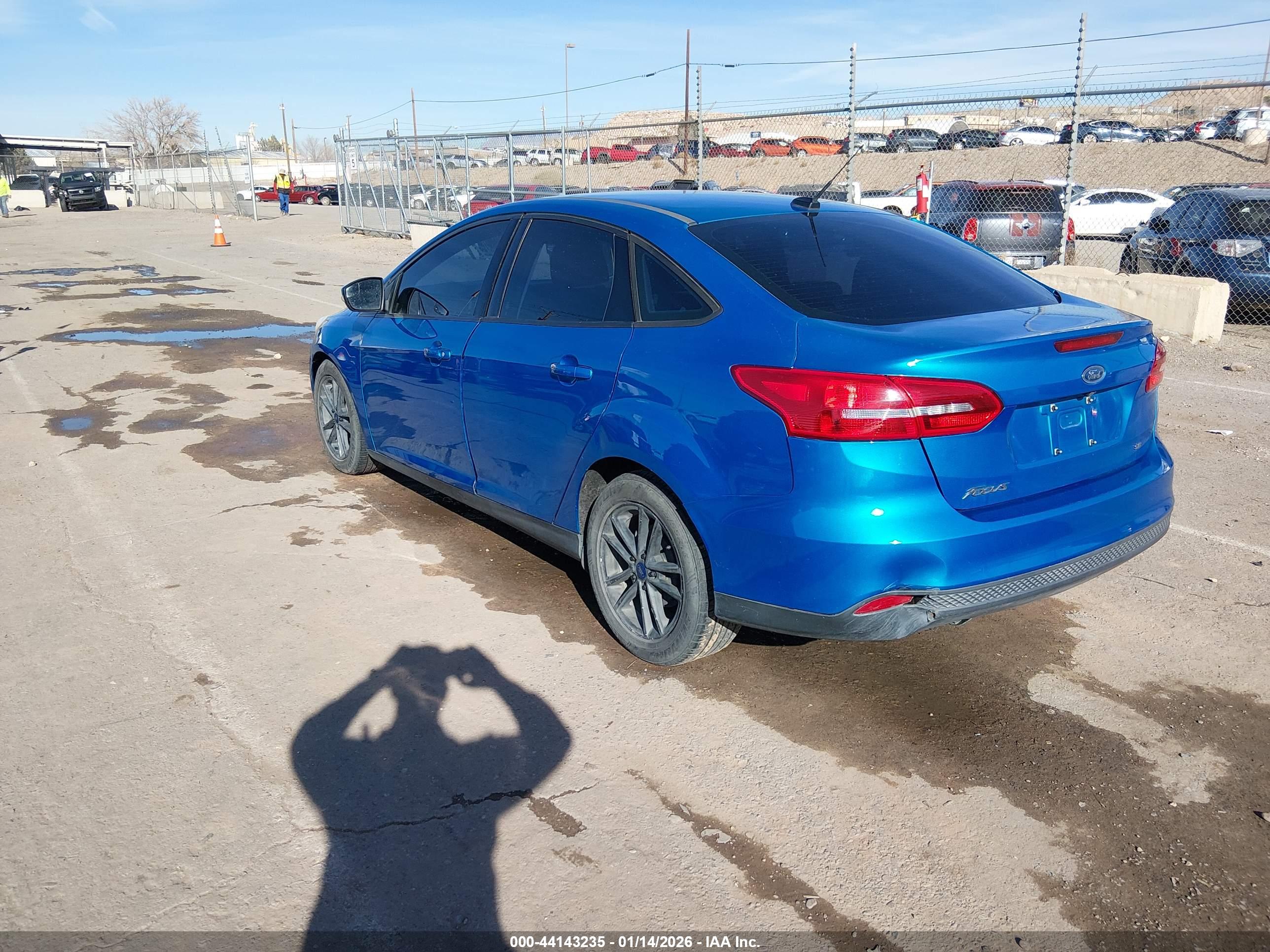 FORD FOCUS image 3
