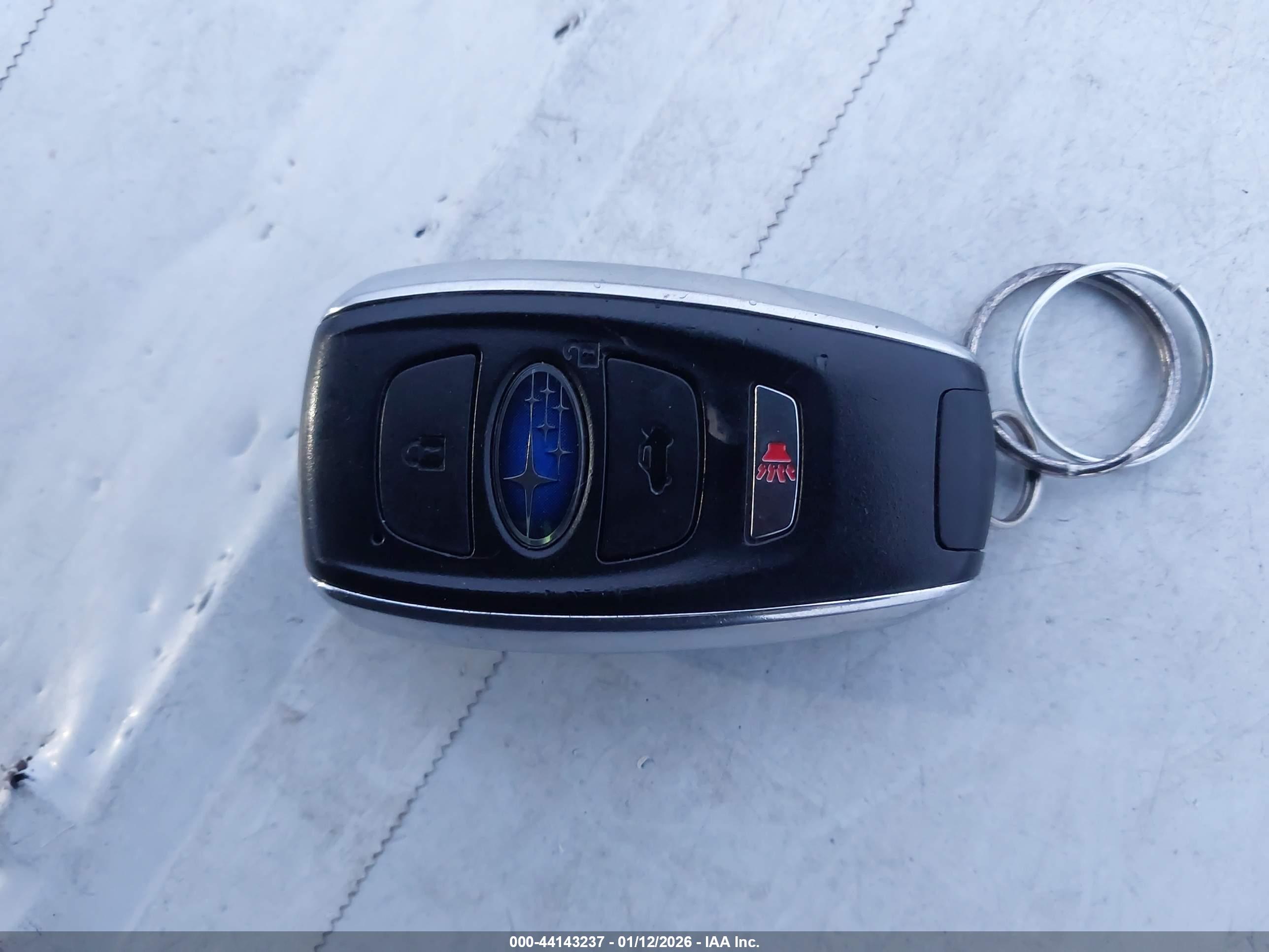 SUBARU OUTBACK image 11