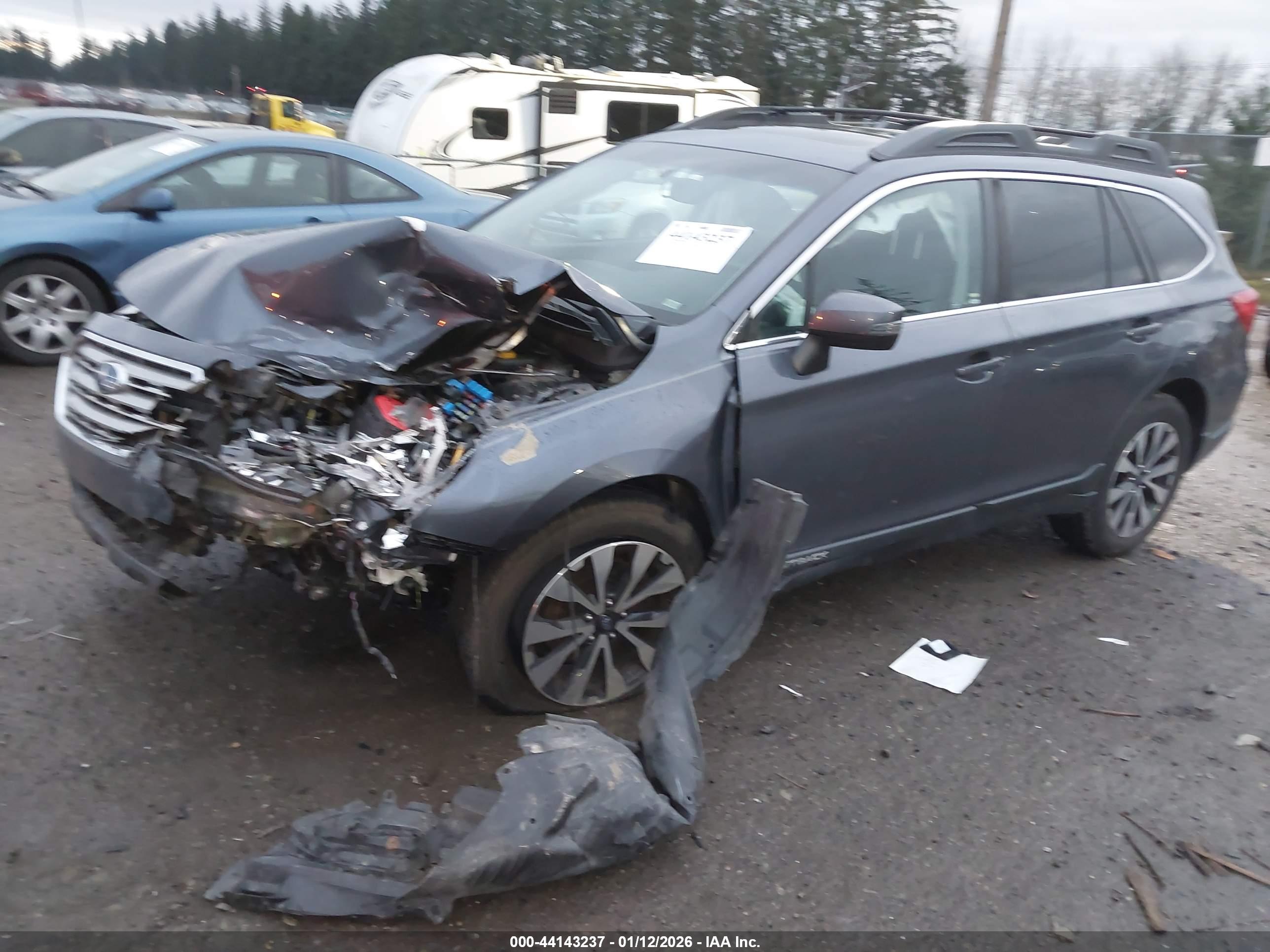 SUBARU OUTBACK image 2