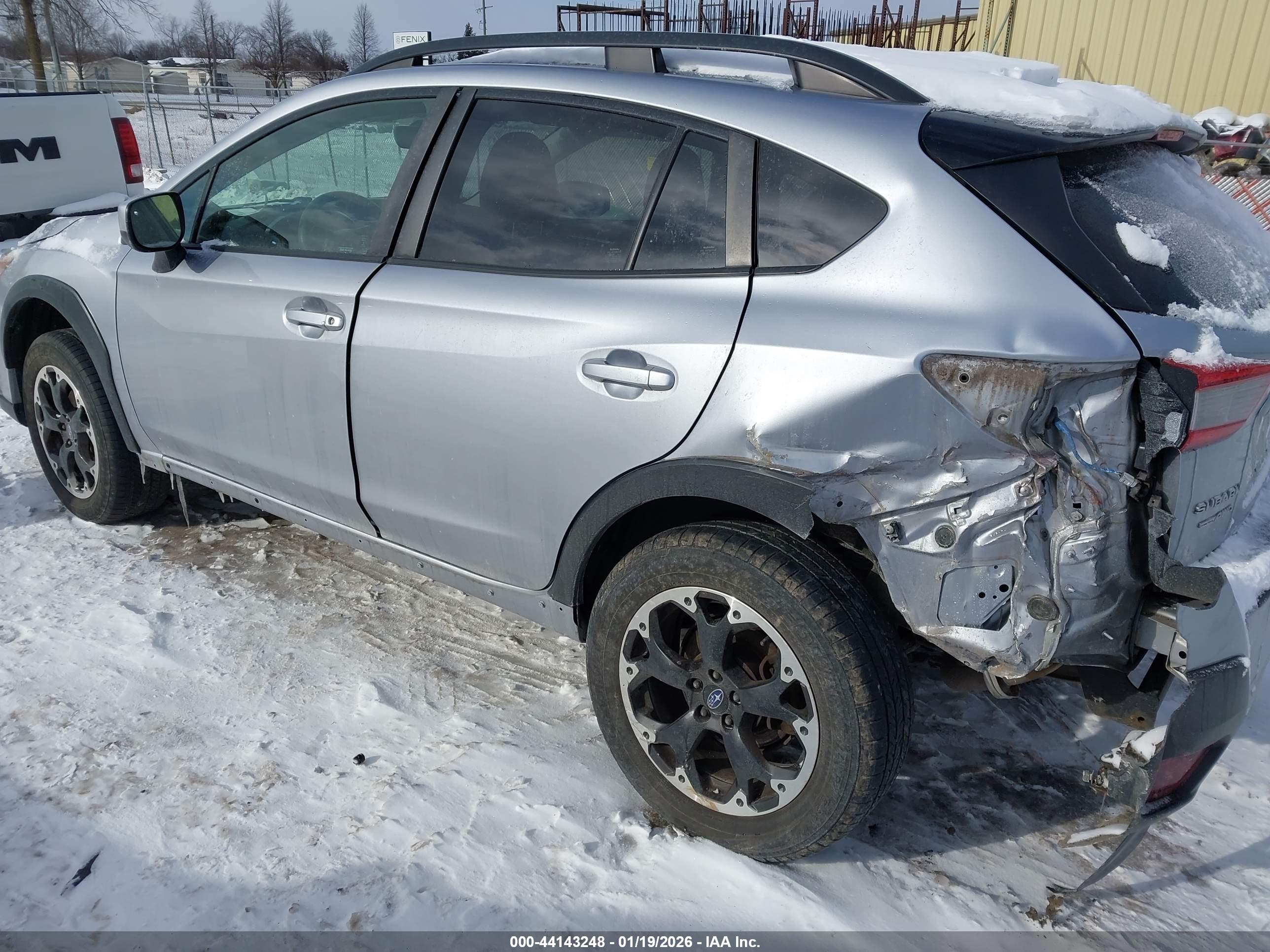 SUBARU CROSSTREK image 3