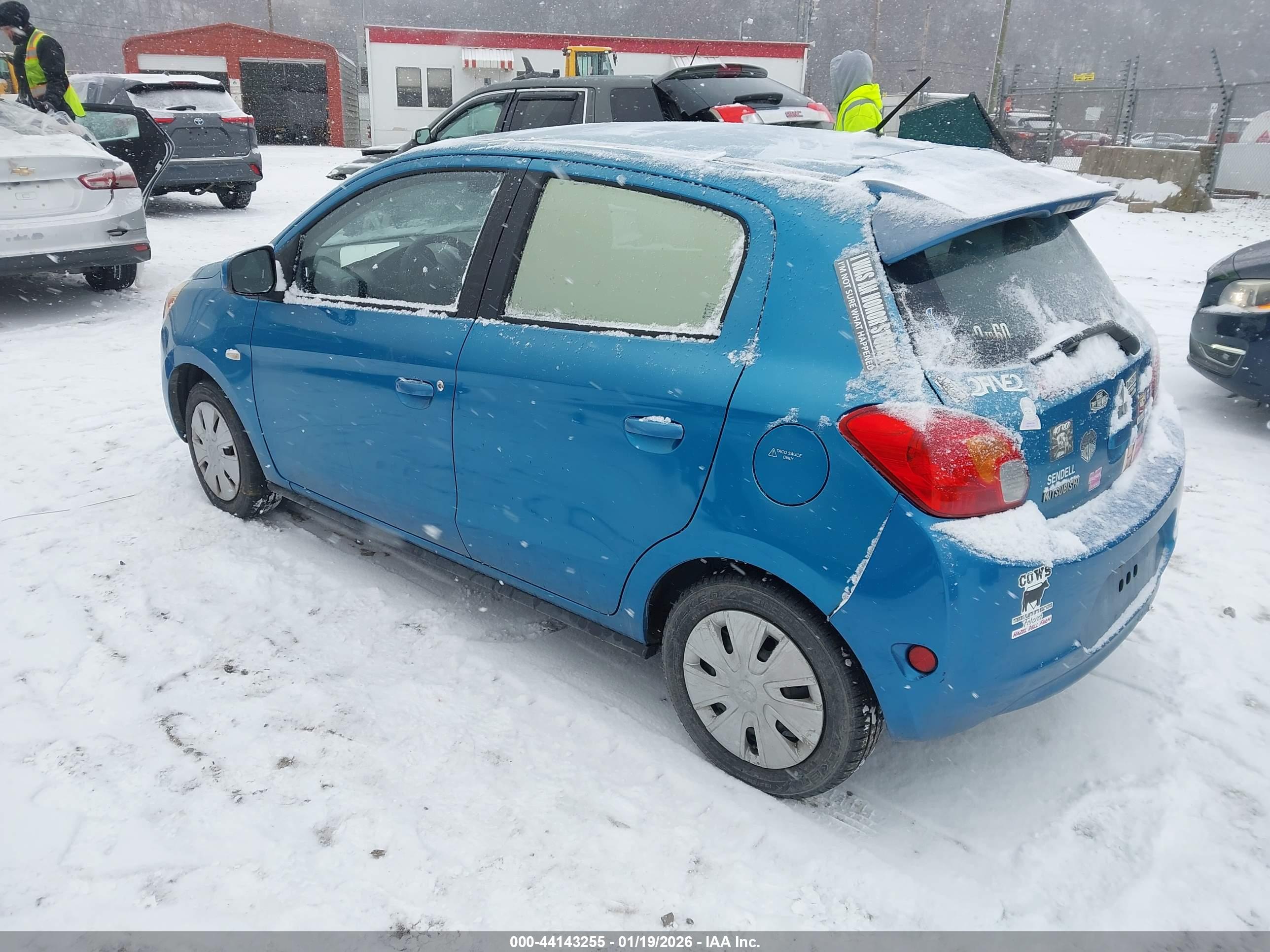 MITSUBISHI MIRAGE image 3