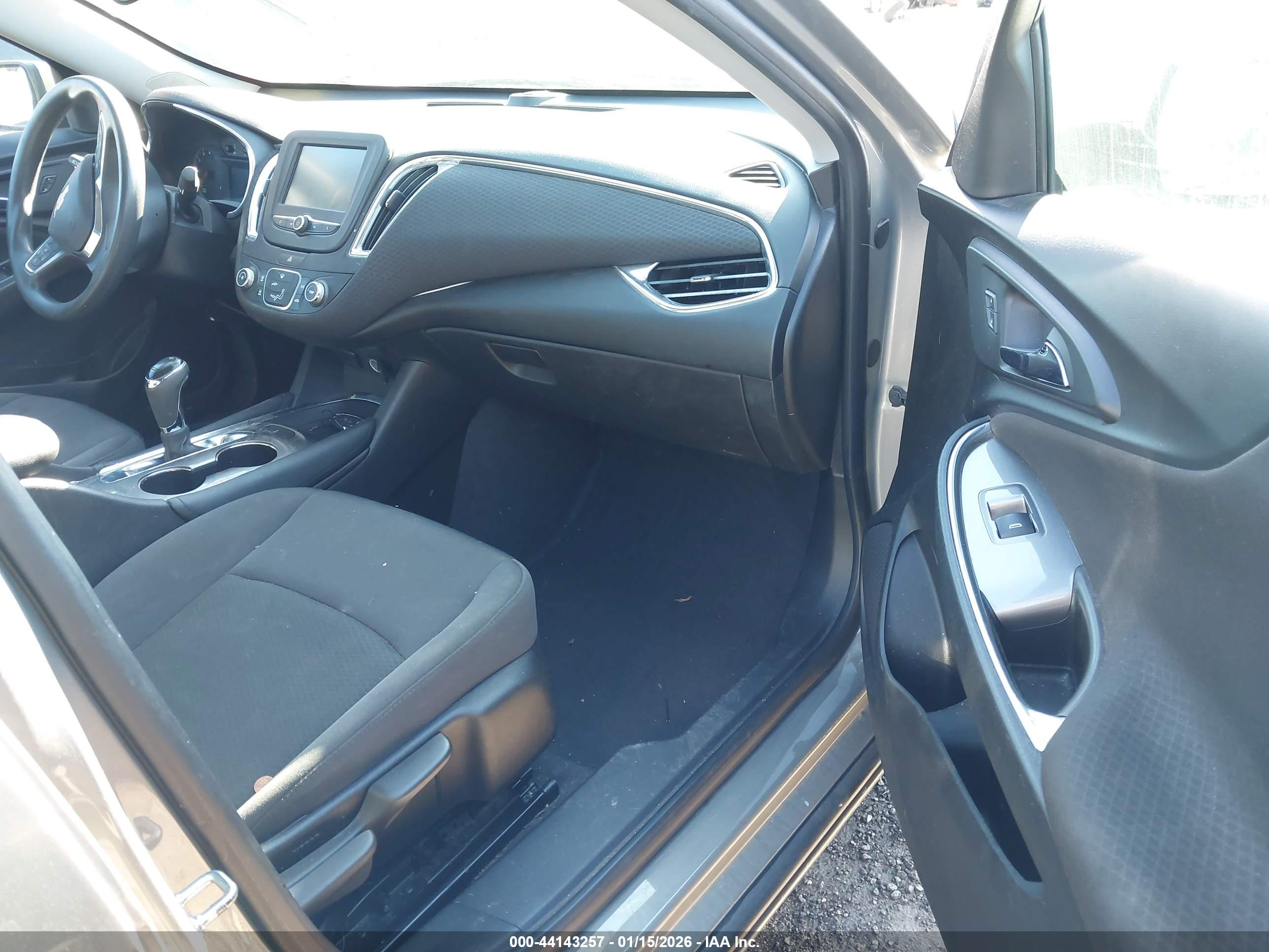 CHEVROLET MALIBU image 5