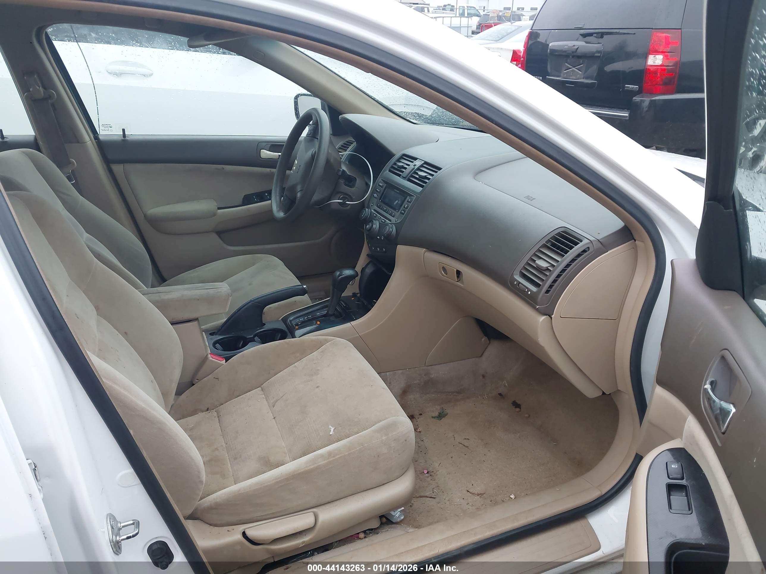 HONDA ACCORD image 5