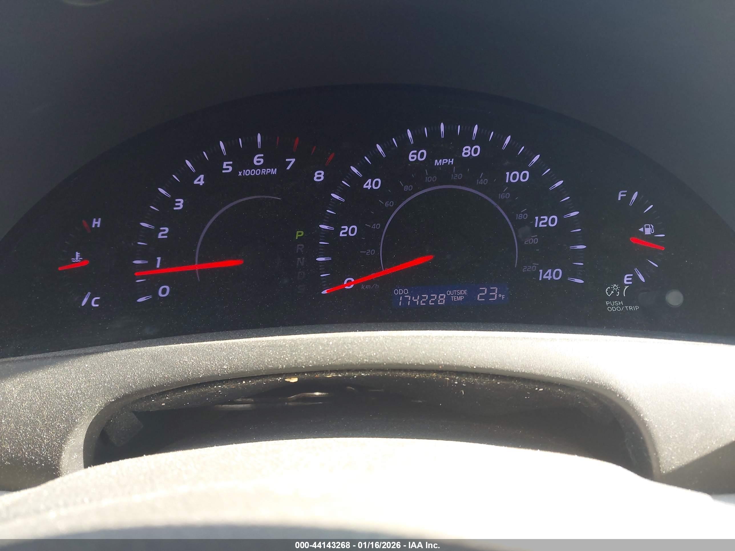 TOYOTA CAMRY image 7
