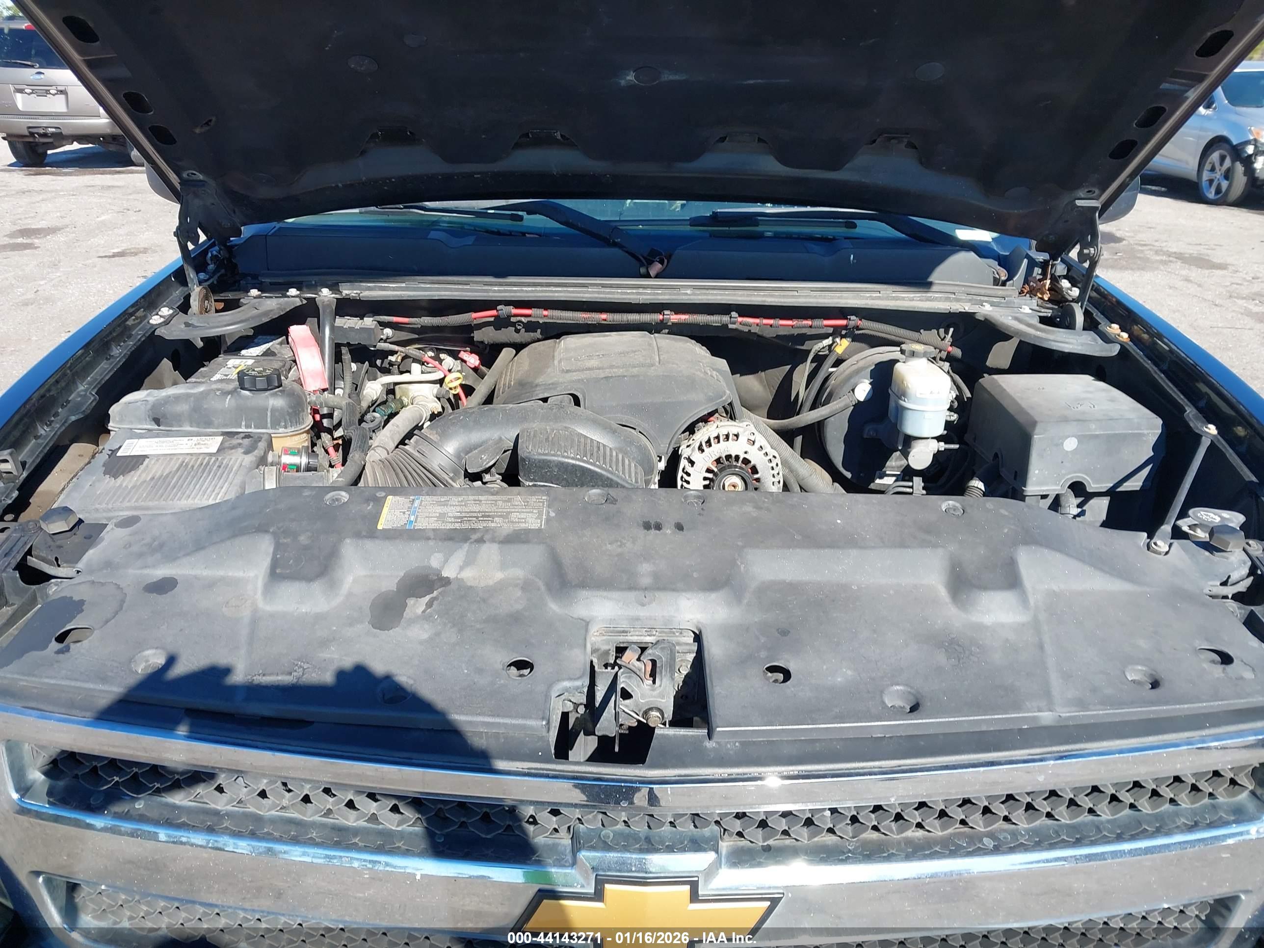 CHEVROLET SILVERADO image 10